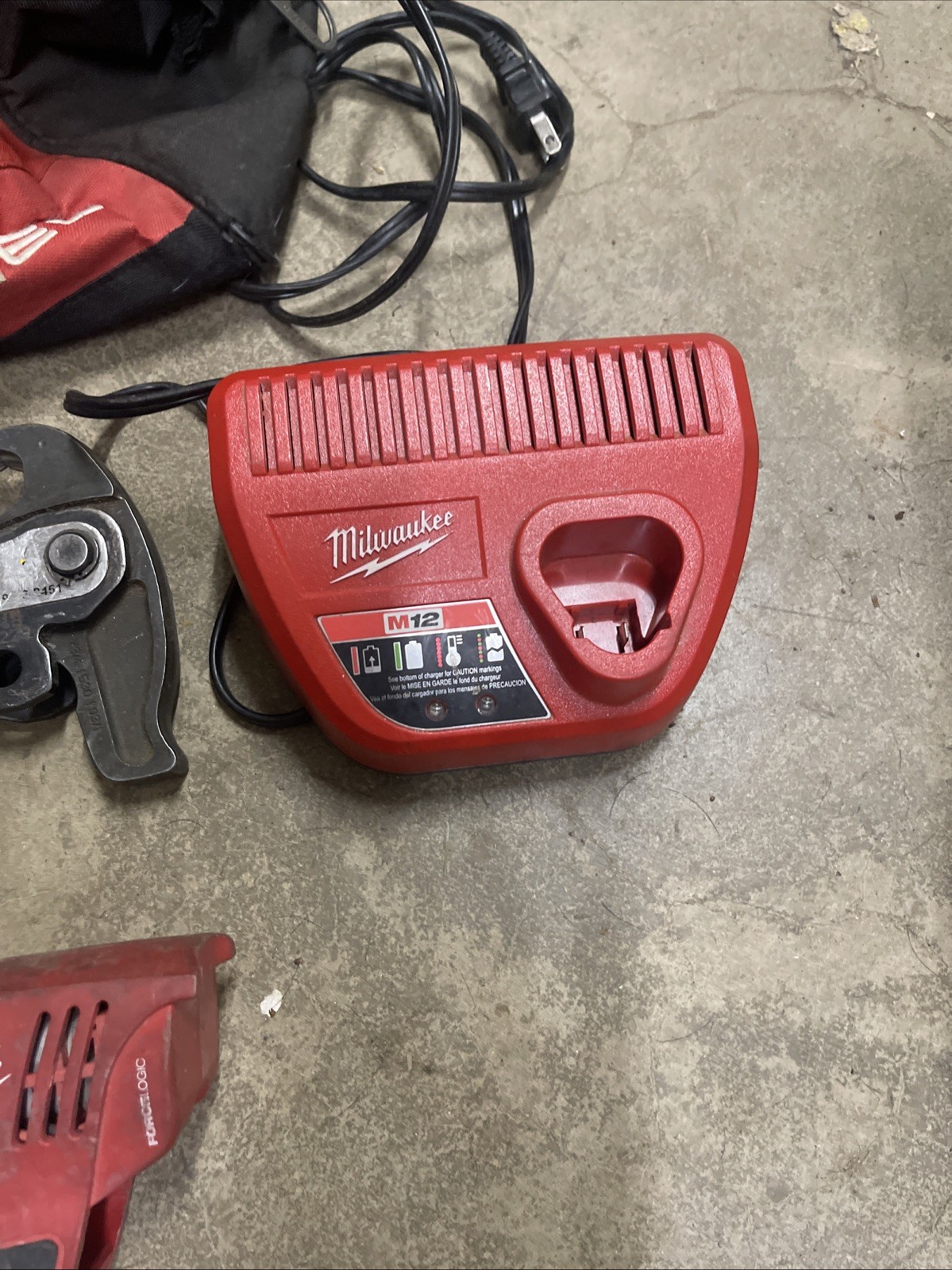 MILWAUKEE 2473 M12 FORCE LOGIC PROPRESS TOOL