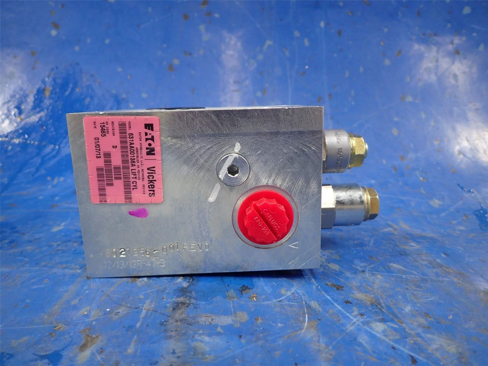 Eaton Vickers Hydraulic Lift Cylinder 631AA00136A Cartridge Valve 1PSC30F35S