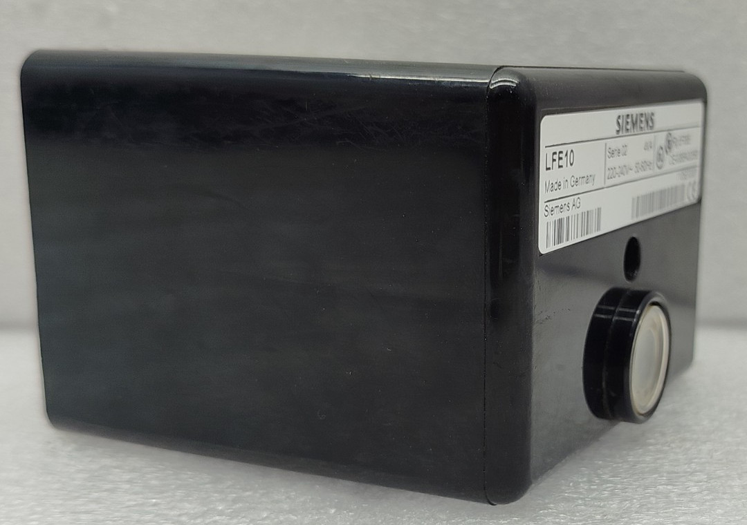 Siemens LFE10 LAE10 Flame Detector Burner Controller 220-240V Used Fast Shipping