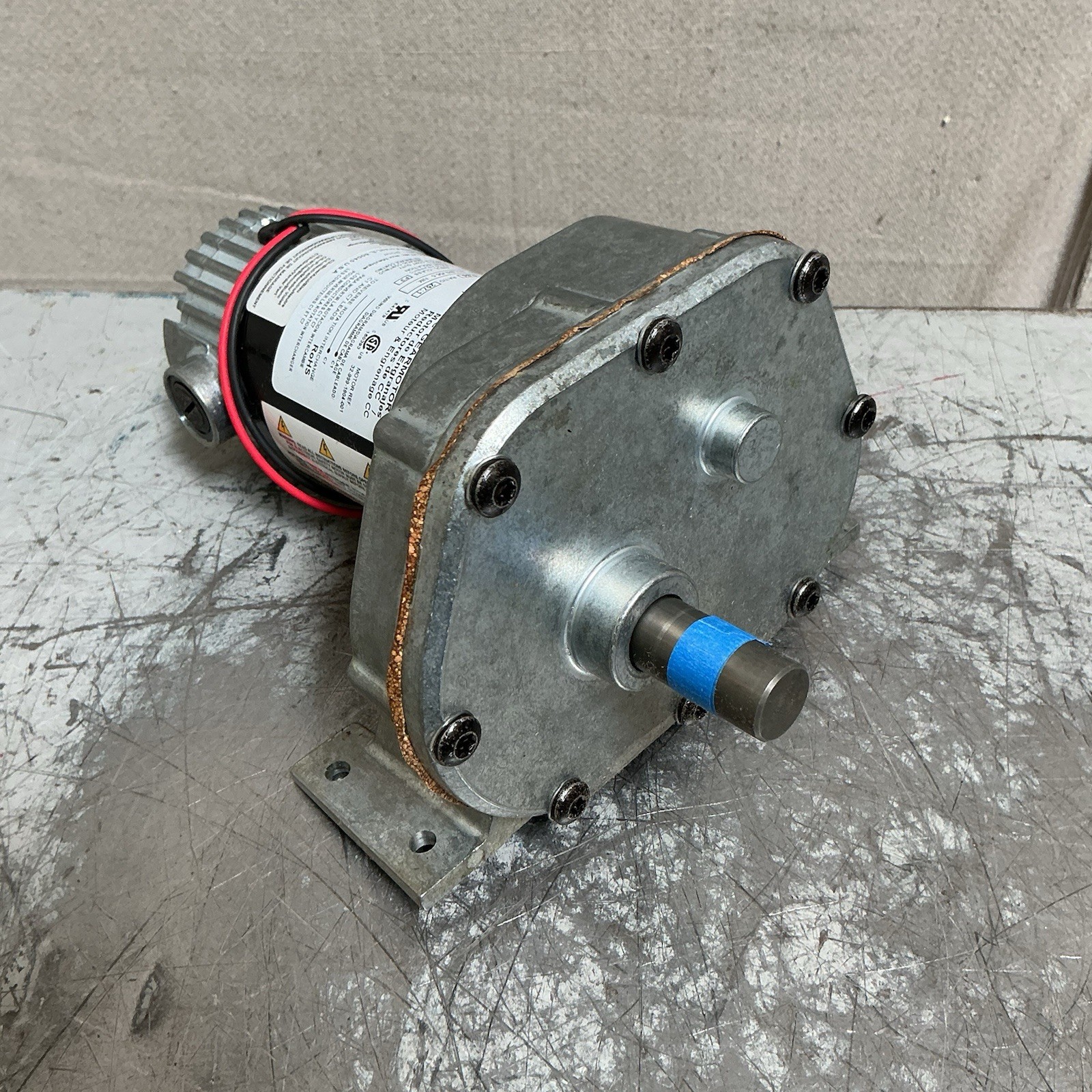 DAYTON 1LPL1 DC Gearmotor 90V 6.5rpm 500″-lb Torque, 1/15hp