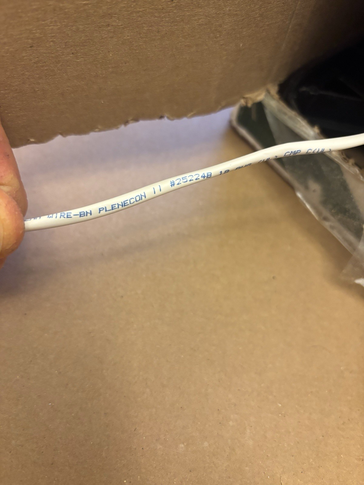 WEST PENN WIRE 25224B 18 AWG 2 Conductor Stranded Unshielded 1000ft White Plenum