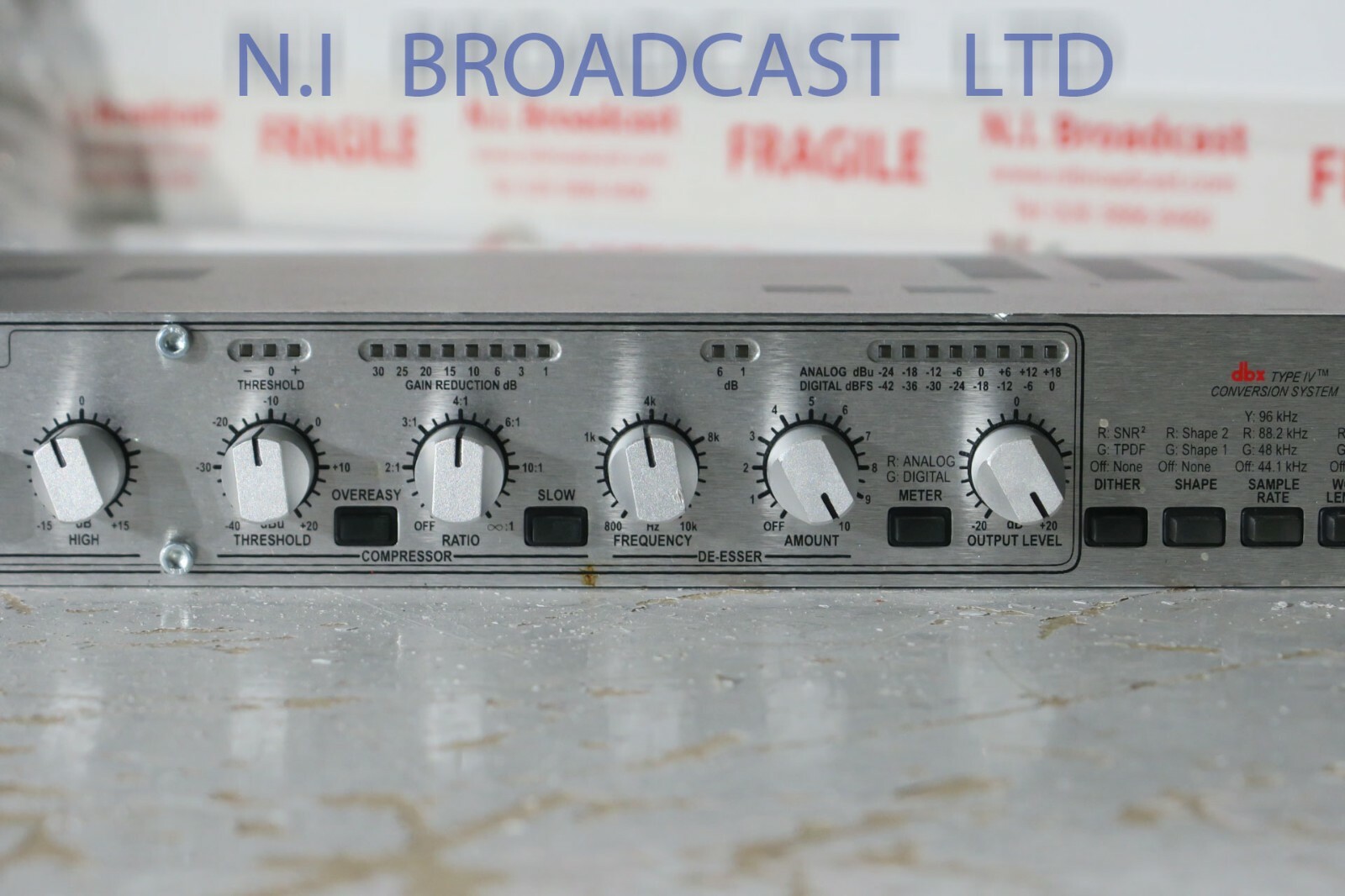 Dbx 376 tube channel strip with analog and digital outputs