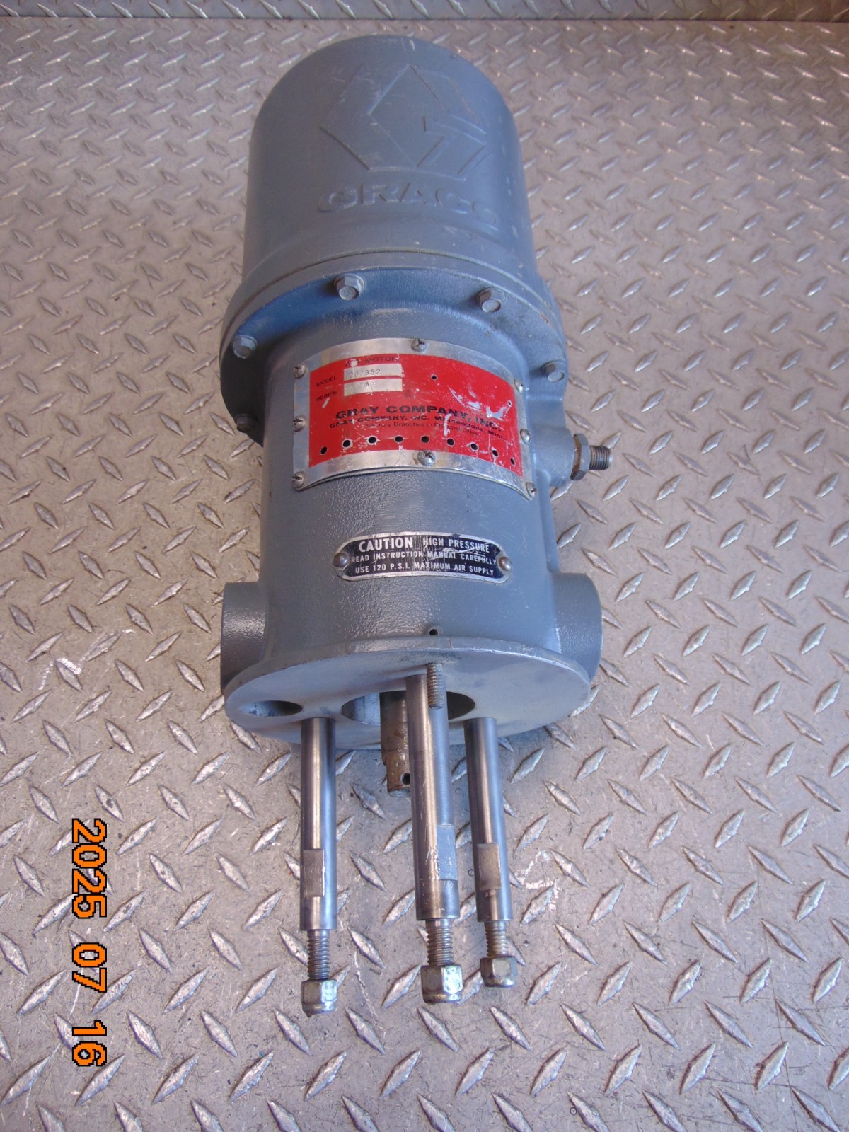 GRACO MODEL 207-352 PRESIDENT AIR POWERED PUMP