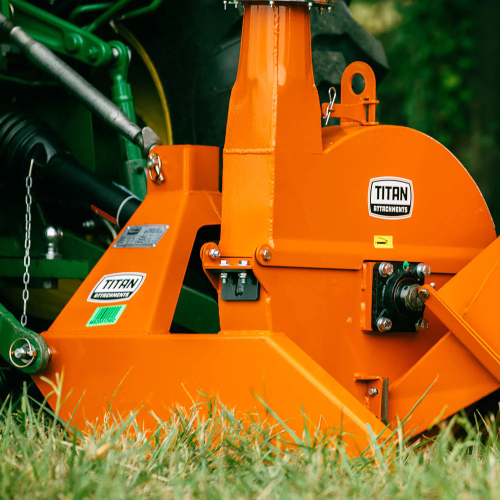 Titan Attachments 3 point PTO Driven 4″x 10″ Wood Chipper Shredder Mulcher