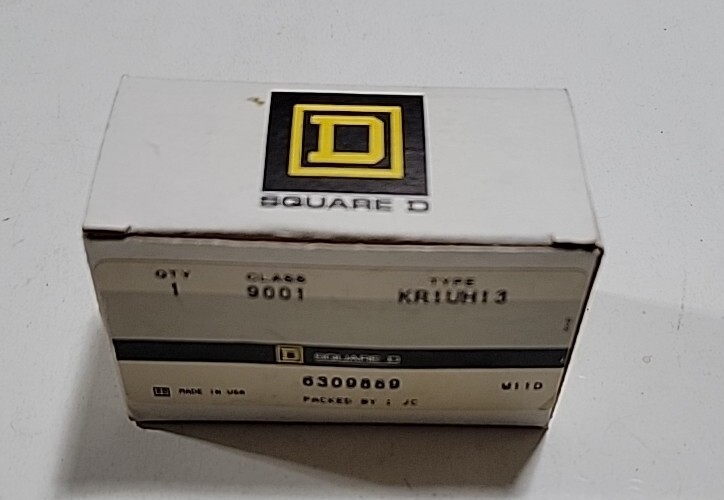 Square-D 9001-KR1UH13, Universal Pushbutton, Momentary, 1NO+1NC, 30mm