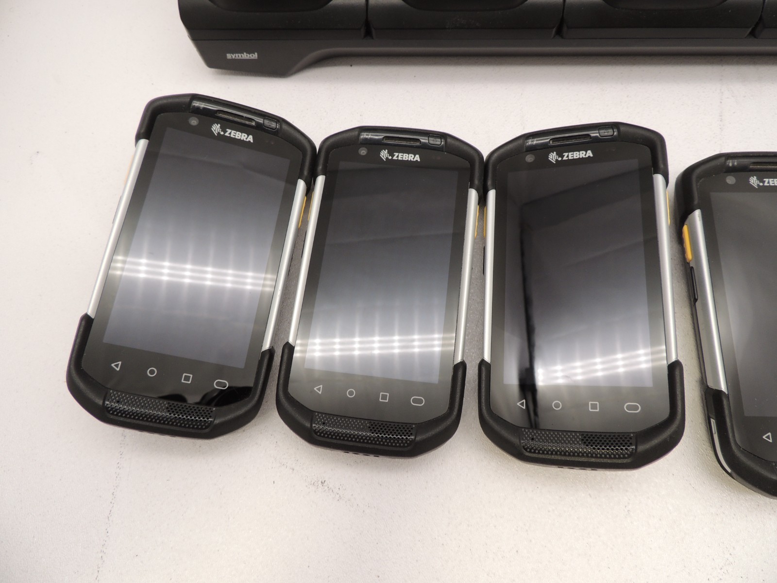 LOT OF 6 Zebra TC720L -0ME24B0-NA TC72 Mobile Android 11 w/Charger & Batteries