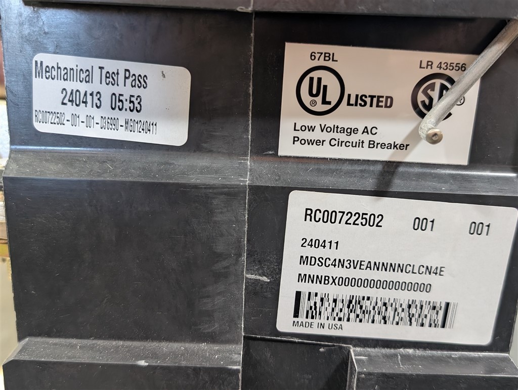 NEW 4000A Eaton Magnum DS MDSC4N Low Voltage AC Power Circuit Breaker