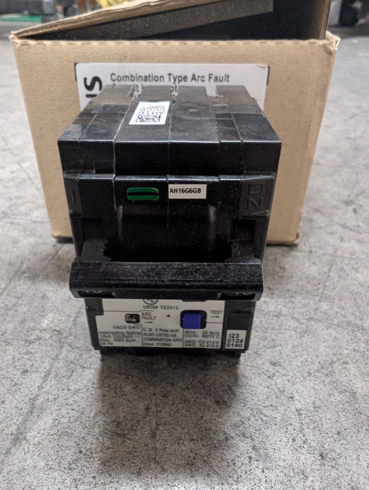 Siemens Q215AFCN 15 Amp 2-Pole Combination Arc Fault Circuit Breaker NEW Sealed