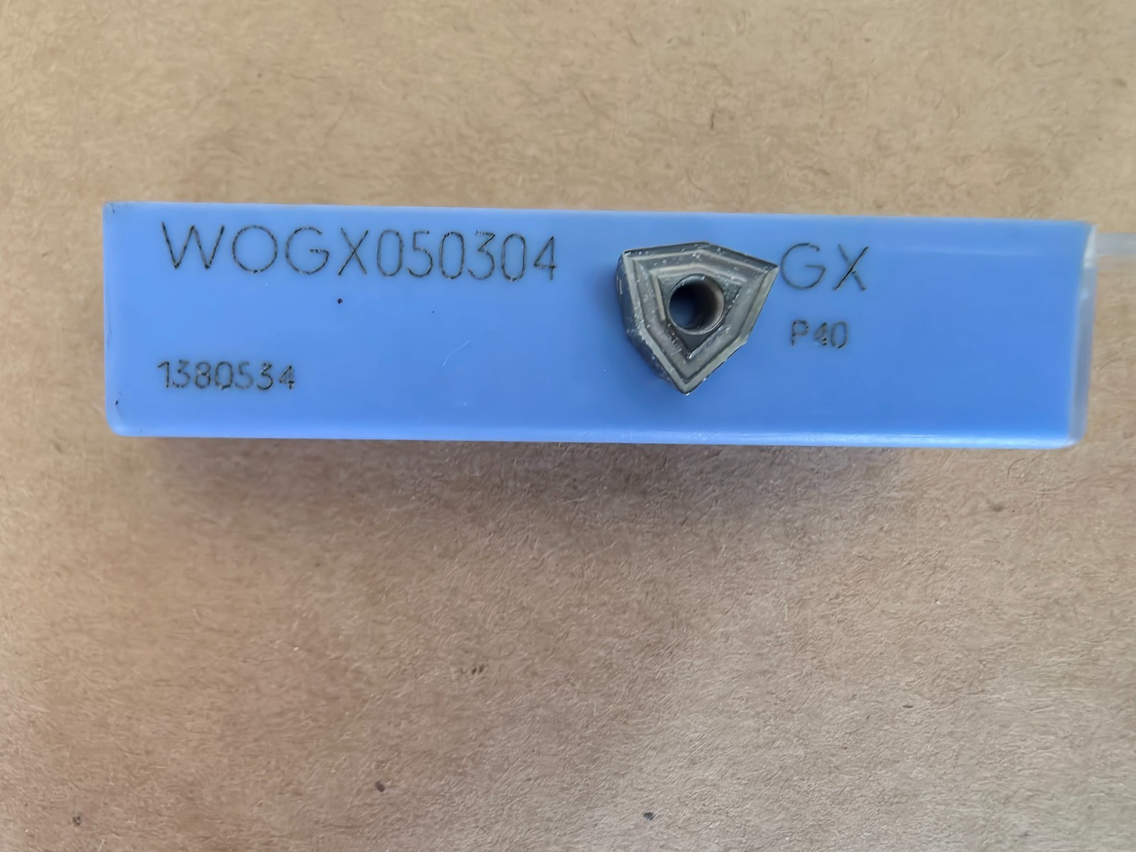 Hertel WOGX050304 Carbide Boring Inserts, 10Pcs, GX, P40, New in Box.