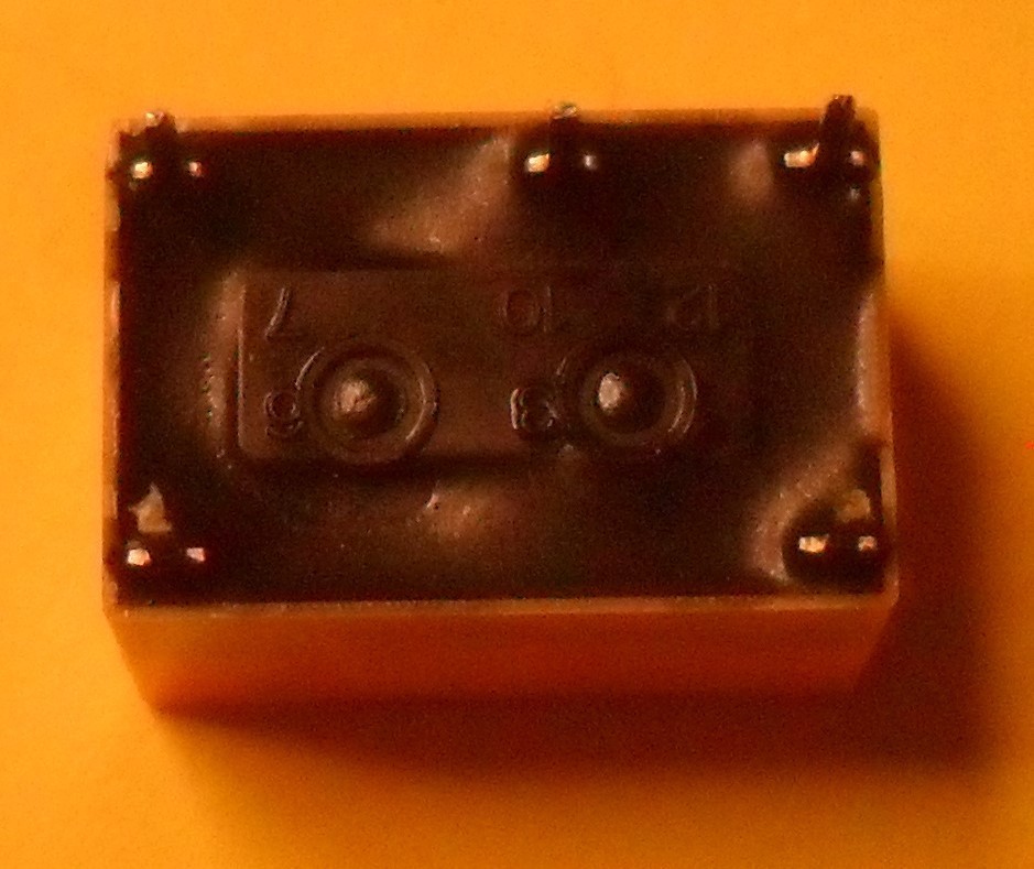 DS1E-S-DC5V SPDT 30V 2A Relay 5V Coil – NEW