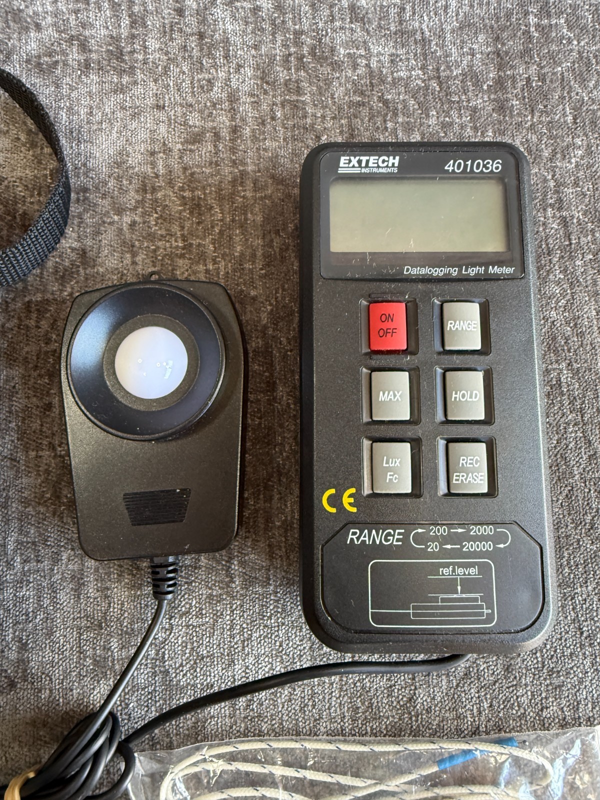 Extech 401036 Datalogging Light Meter Lux Fc Digital Luxmeter with Sensor & Case