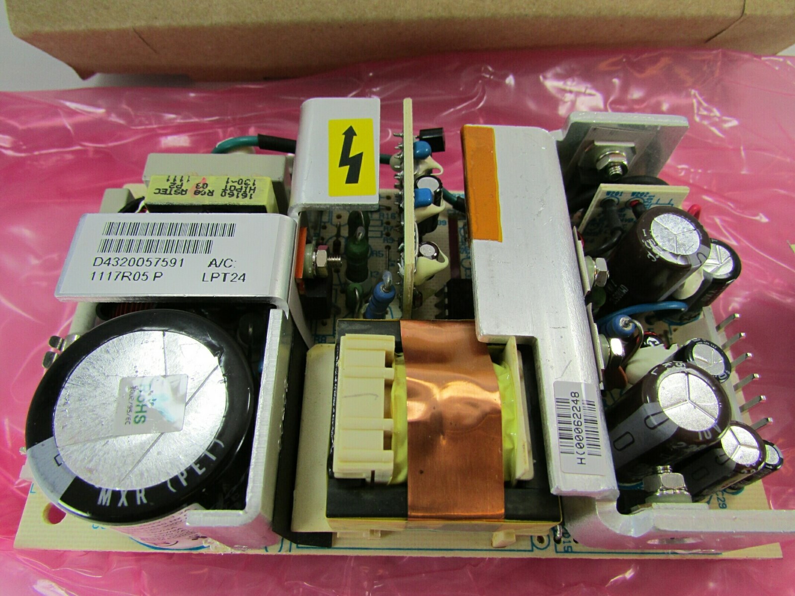 New Artesyn 40W Switching Power Supplies 85 – 264 VAC In, 5 12 -5 VDC Out LPT24