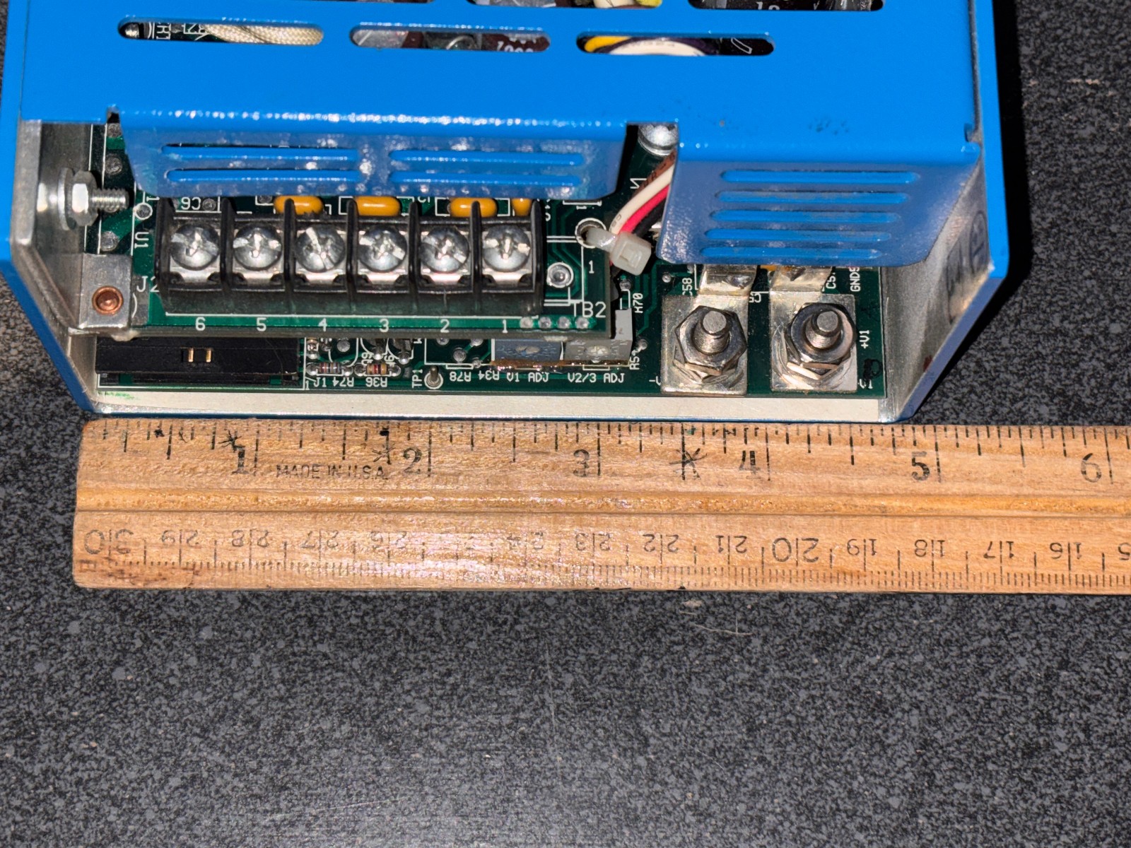 TMA43-122/115-230/AL06 85570-520 Power Supply