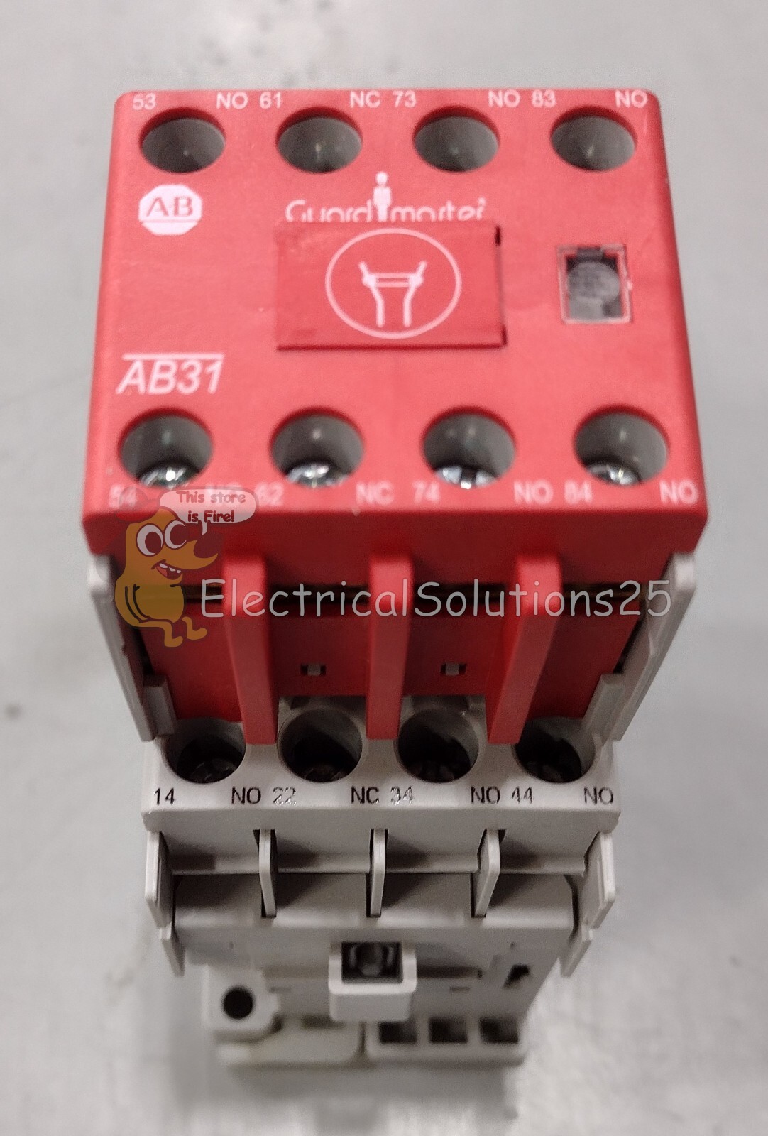 New Allen-Bradley 700S-CFB620DC Safety Control Relay Free Shipping