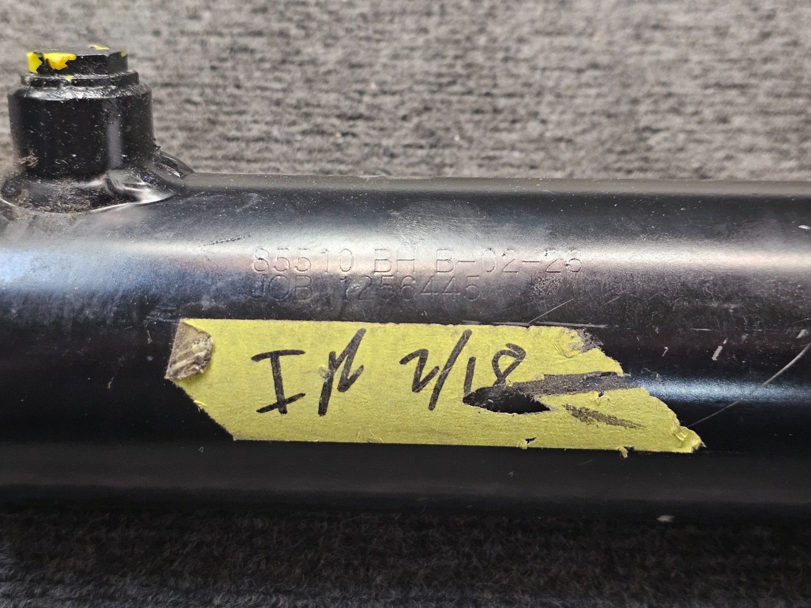 Hydraulic Welded Cylinder 2.89″ OD x 16″ Retracted x 1.52″ Rod 85510 1256445