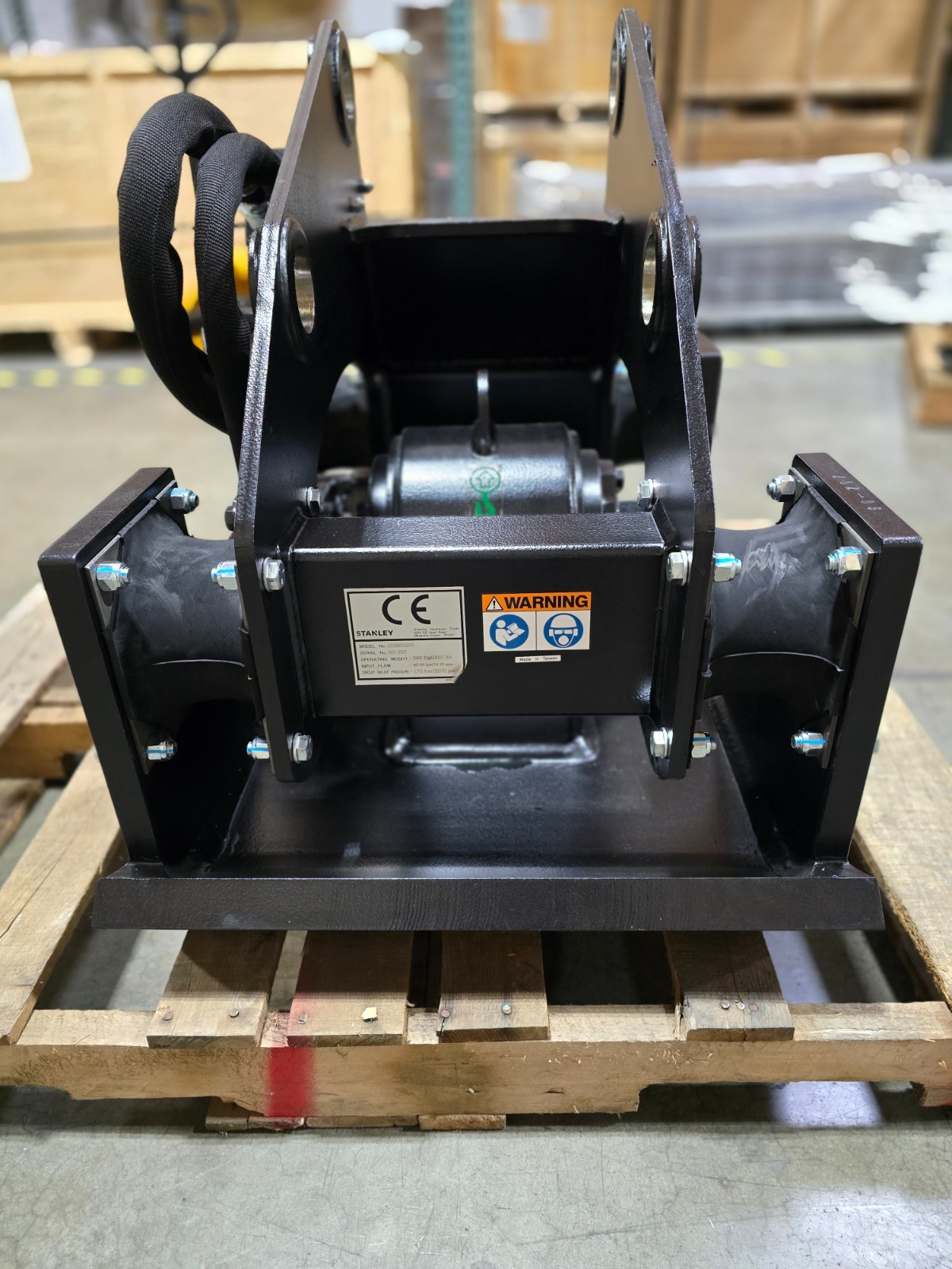 Stanley Heavy Duty Vibratory Plate Compactor HSX6025 Compactor for Excavator