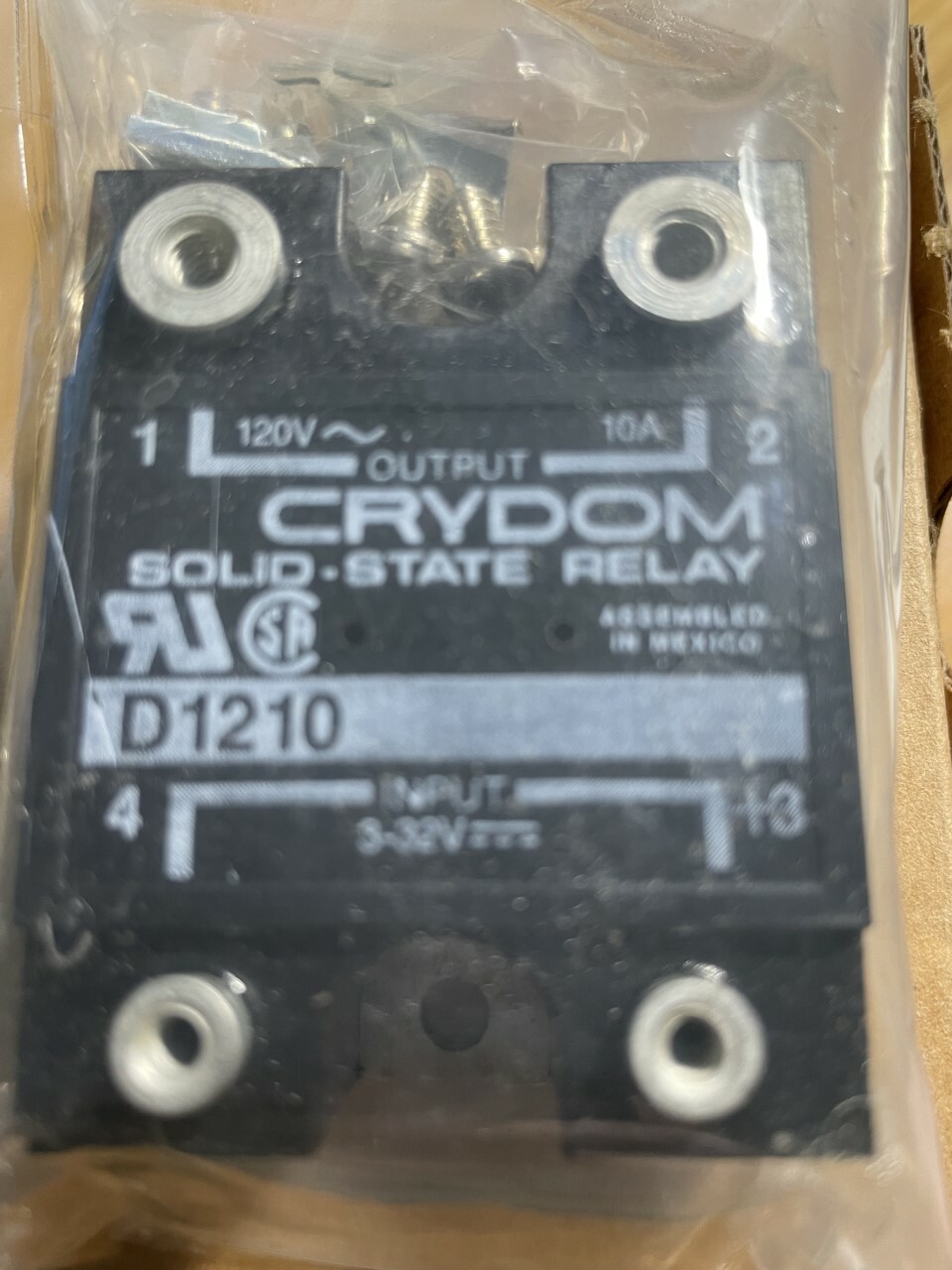 Crydom D1210 Solid State Relay, 3-32 VDC in, 120 VAC output 10 AMPS.