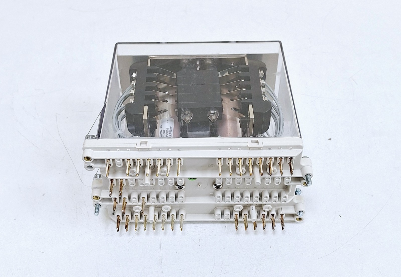 ABB RXMVB 4 / RK 251 401-AN Bistable Relay 110VAC 50-60Hz 380V