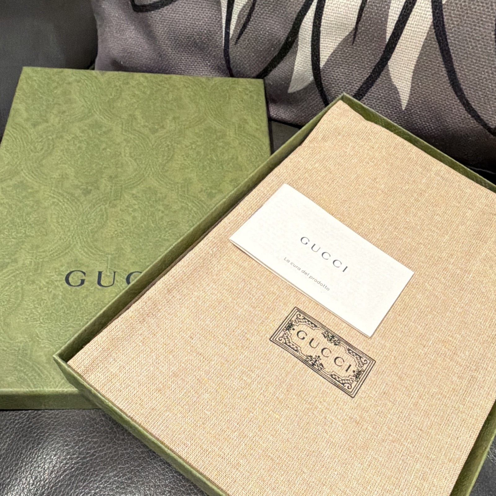 Gucci Floral Print Lined Notebook Journal w/ Elastic Strap in Box