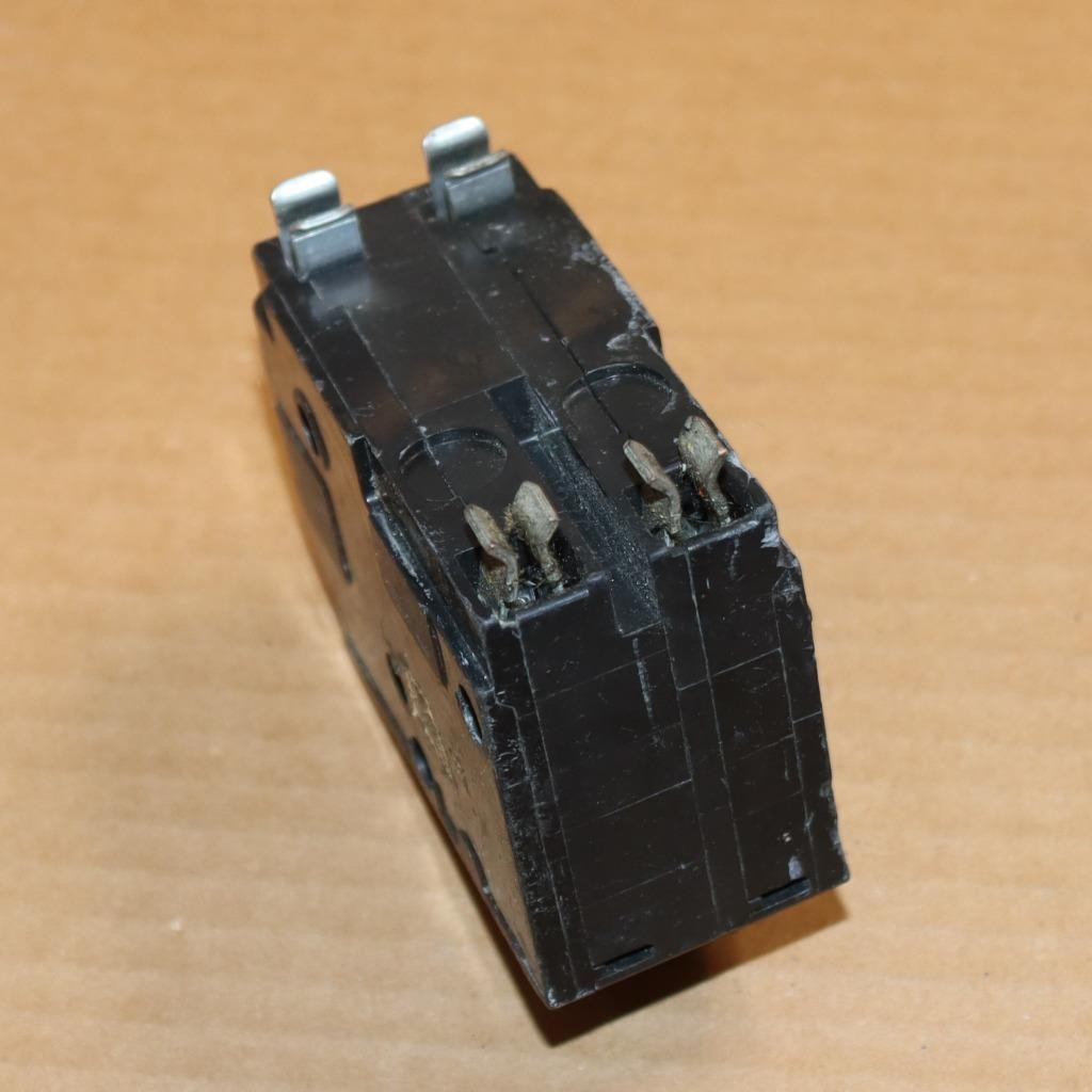 One Square D QO260 2 Pole 60 Amp Plug In Breaker Sq D OG#09
