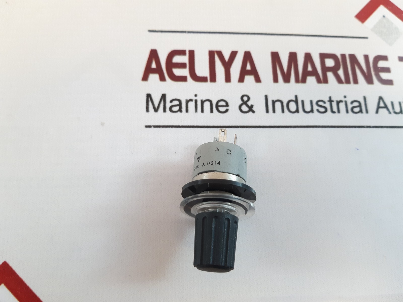 Vishay PE30 P Potentiometer