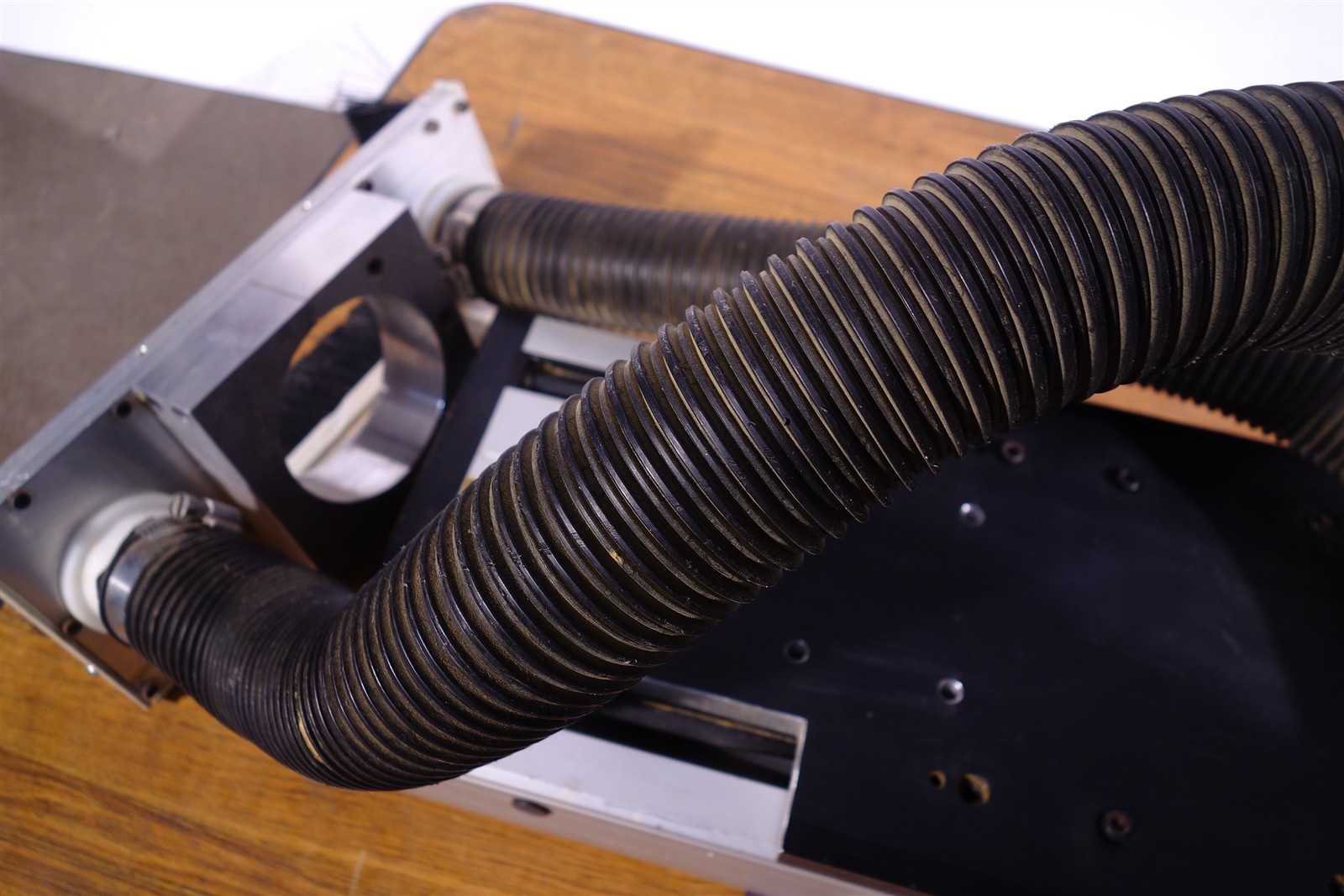 Isel Automation 490mm stage / Translation table with Dynetic 90VDC Servo Motor