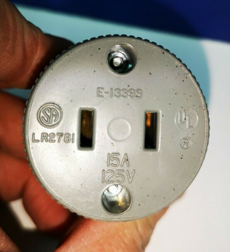 5 x Leviton VINYL HD Female Connector PARALLEL Plug 15A 125V NEMA 1-15R NEW 610L