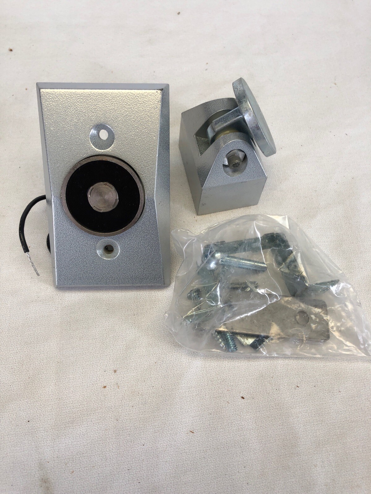 LCN Closers Sentronic Electronic Magnet 7850SEM