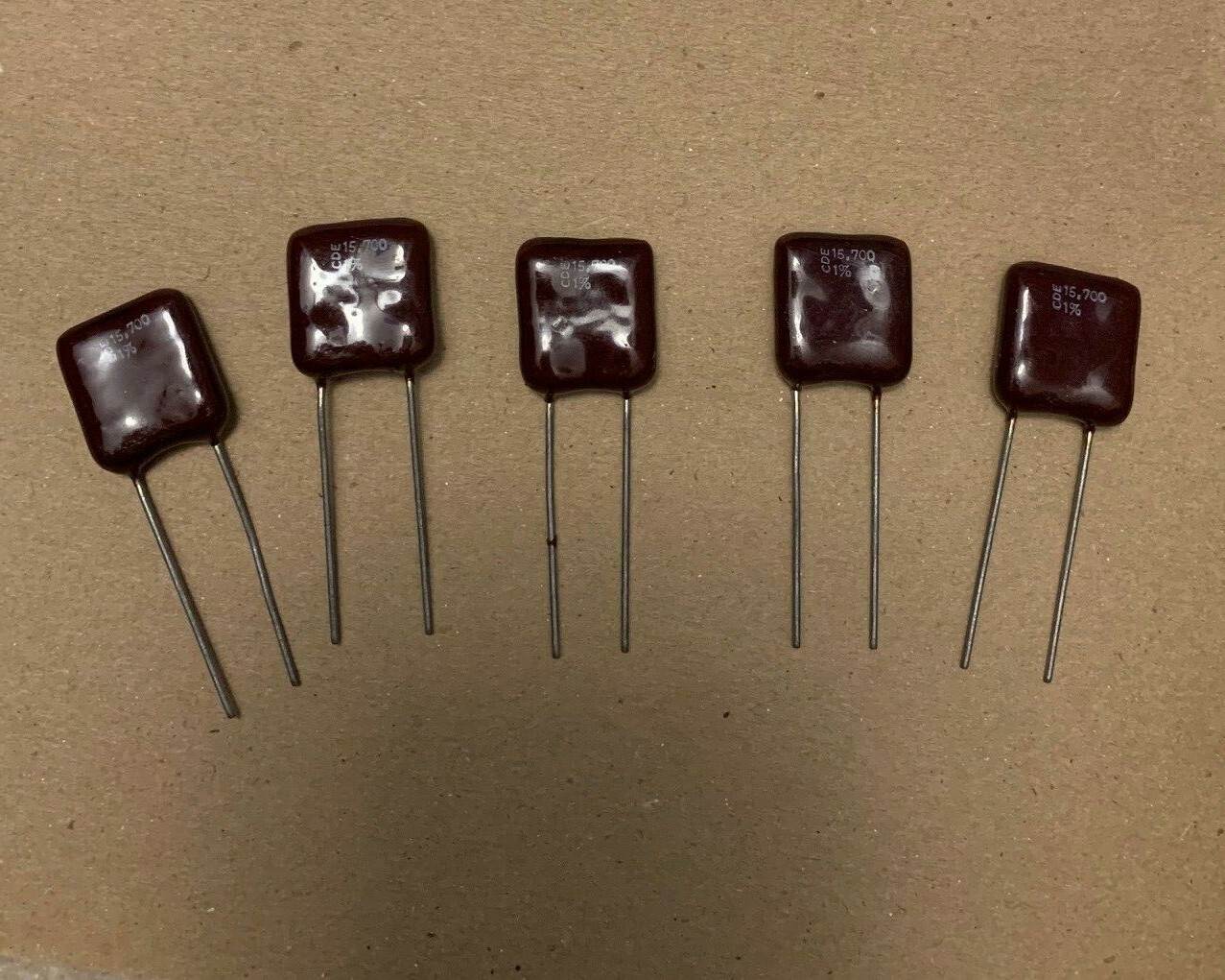 1 CDE 0.0157uF 500V 1% Mica Capacitor Radial, Between 0.015uF and 0.016uF