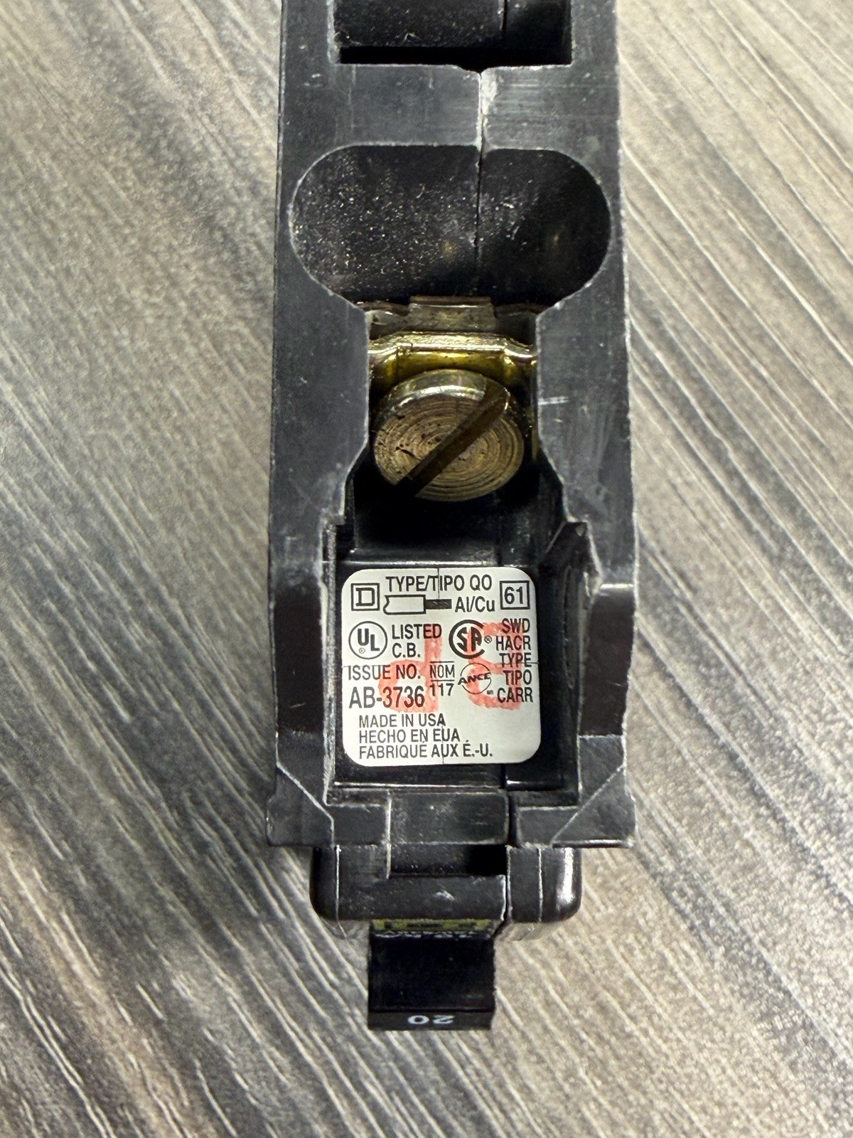Square D QO120 Circuit Breaker 20A 1‑Pole QO Series Plug‑In Mount 120/240 VAC