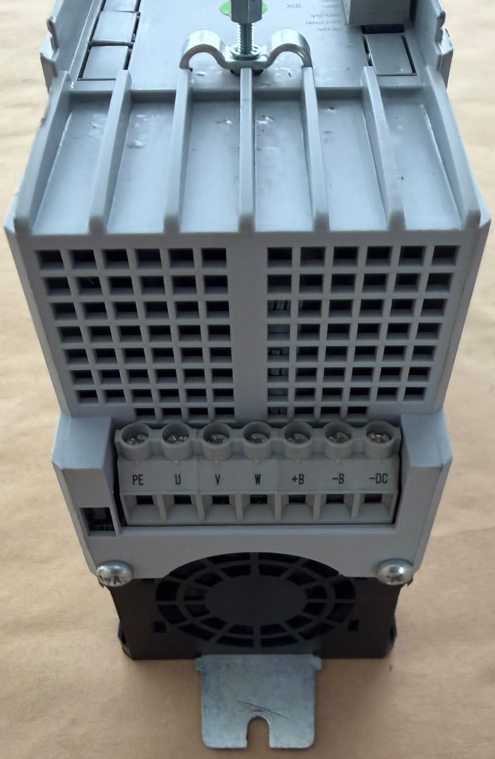 Nordac SK 500E-151-340-A Variable Frequency Drive 275420150