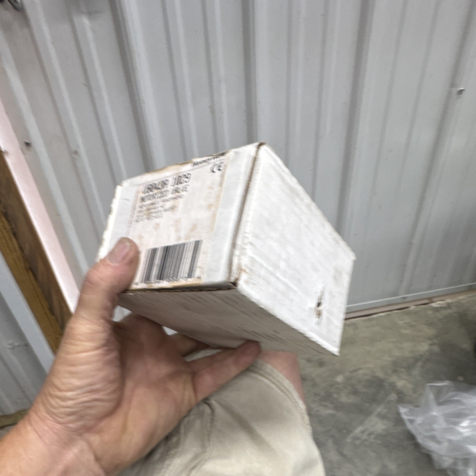 Honeywell V8043A1029 Motorized Valve 24V 3/4 in Copper Sweat Auto Recycle