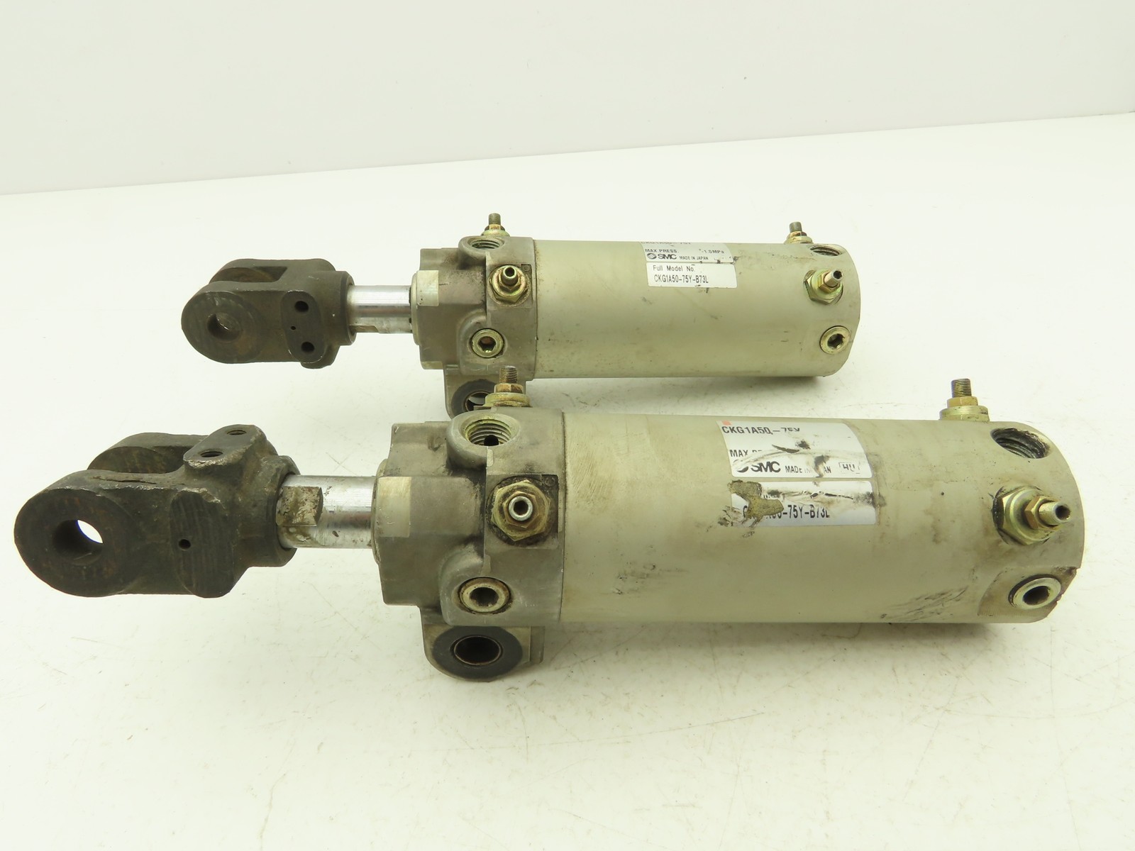 SMC CKG1A50-75Y Pneumatic Air Clamp Cylinder 50mm Bore 75mm Stroke Lot of 2