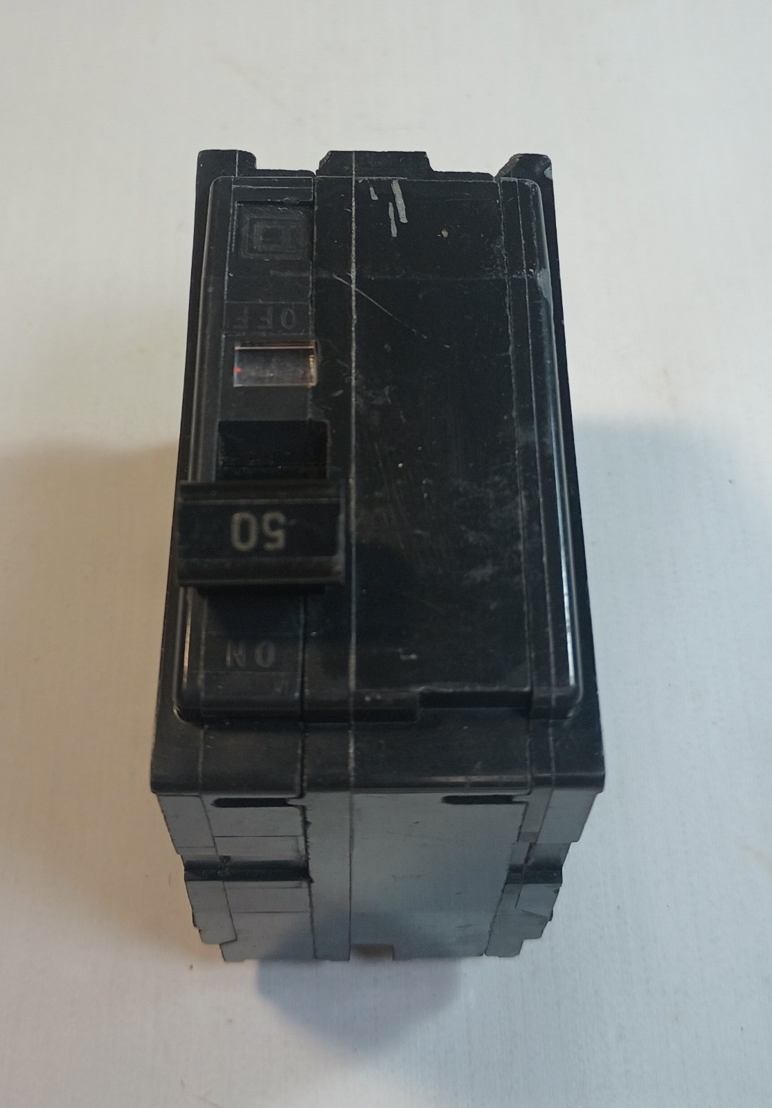 SquareD – QO250 Circuit Breaker
