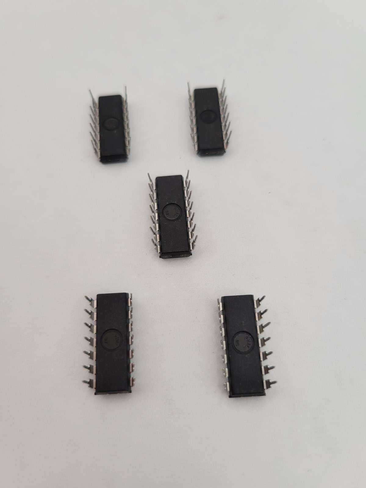 5Pc Motorola MC14013BCP Integrated Circuit Chip Dual Type D Flip-Flop