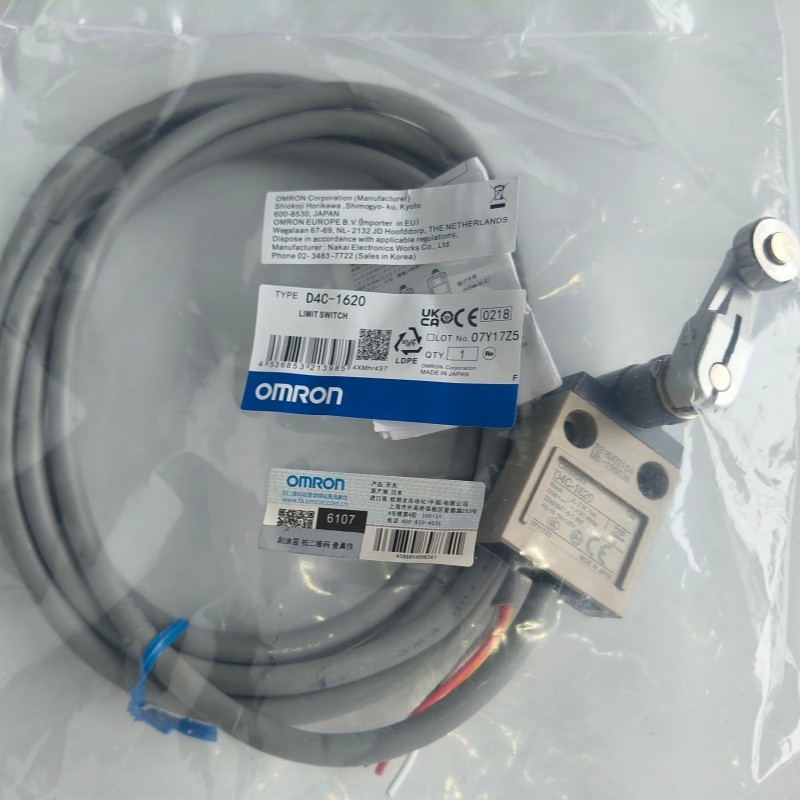 1PCS Omron D4C-1620 D4C-1632 D4C-1650 D4C-1403 D4C-1402 D4CC-3002 Limit Switch