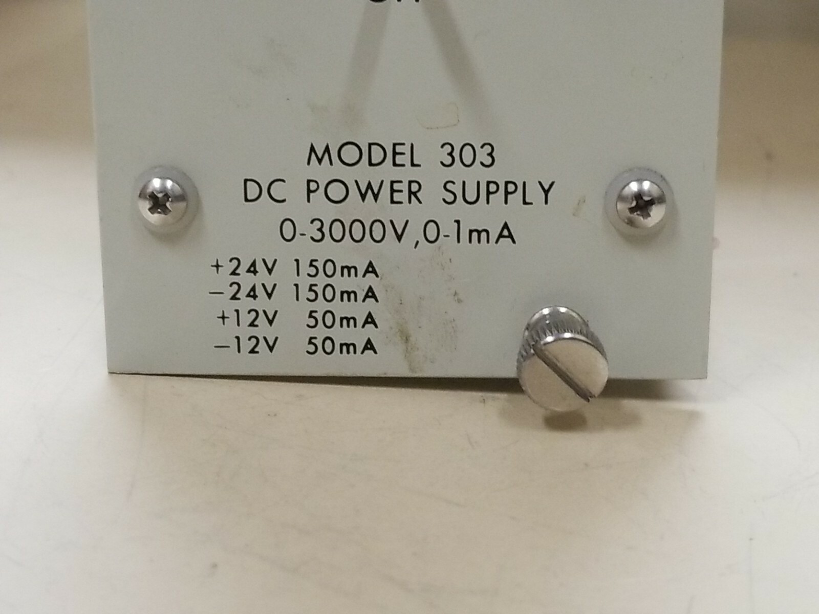 BERTAN ASSOCIATES INC MODEL 303 DC POWER SUPPLY 0.3000V, 0.1 MA PLUGIN (TP991)