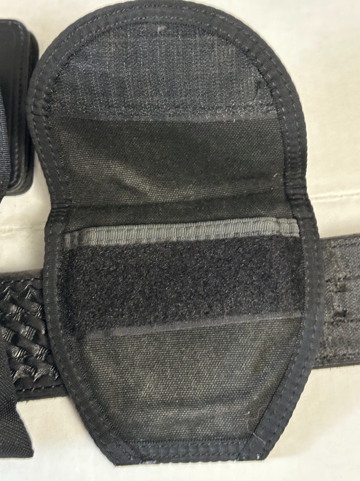 Police Security Leather Duty Belt With Accessories Handcuff Badge Holder