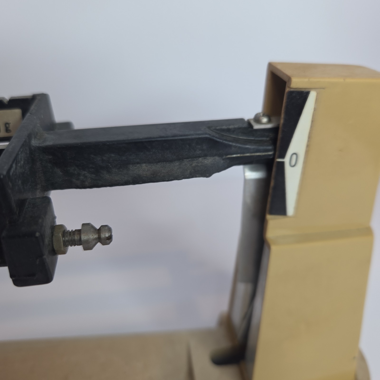 Ohaus Triple Beam Balance Scale 2610g 700 Series Vintage Lab USA Made