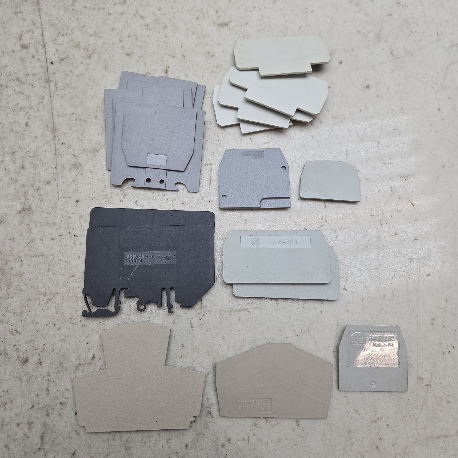 Mixed Lot of 100+ Terminal Blocks End Blocks End Cover Allen Bradley Weidmuller