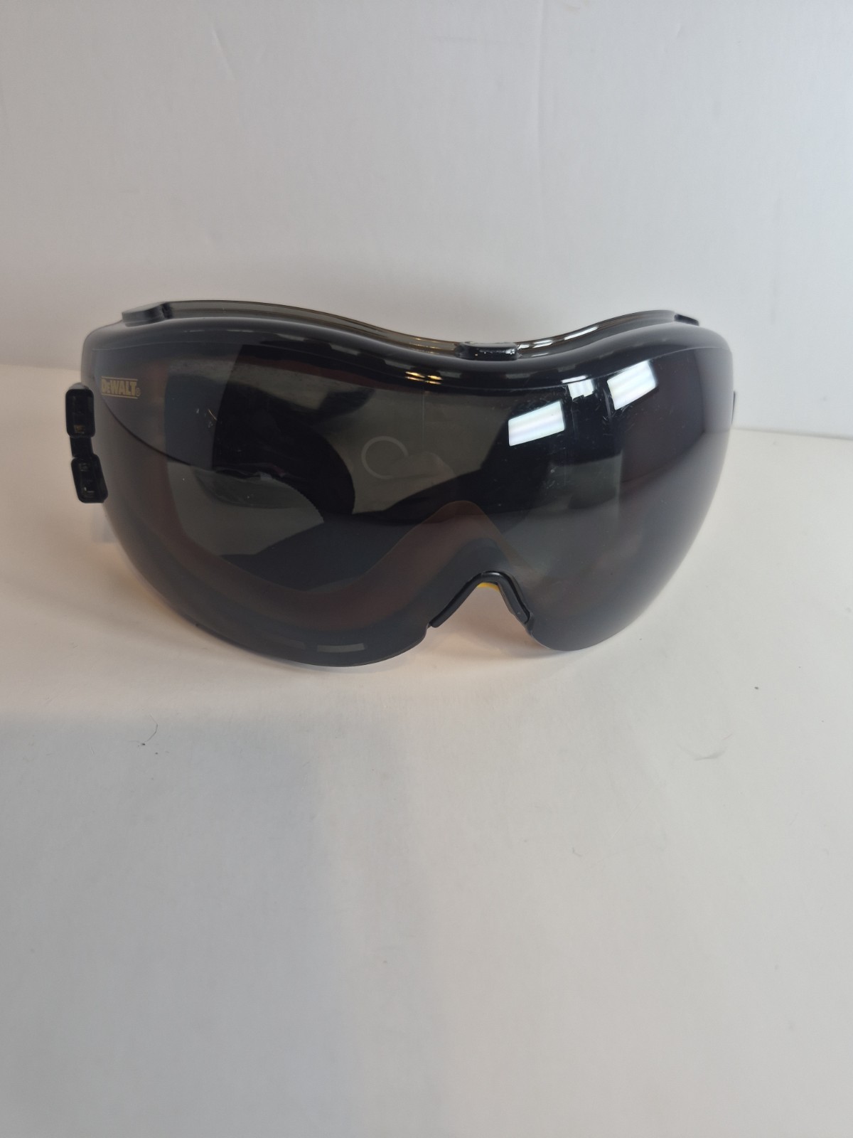 Dewalt DPG82-21 Concealer Smoke Lens, Gray Anti-Fog Safety Goggles