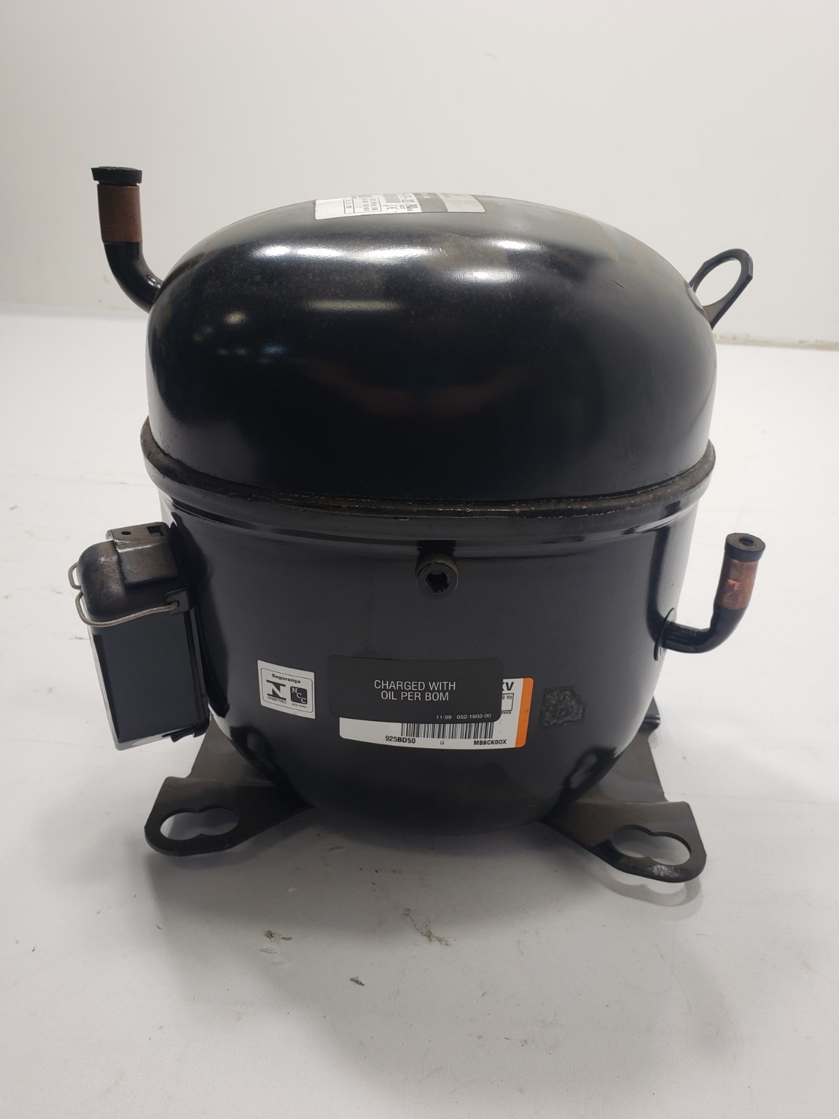 Emerson Copeland RST80C1E-PFV-202 Volts 208-230 PH1 60Hz LRA 46.0