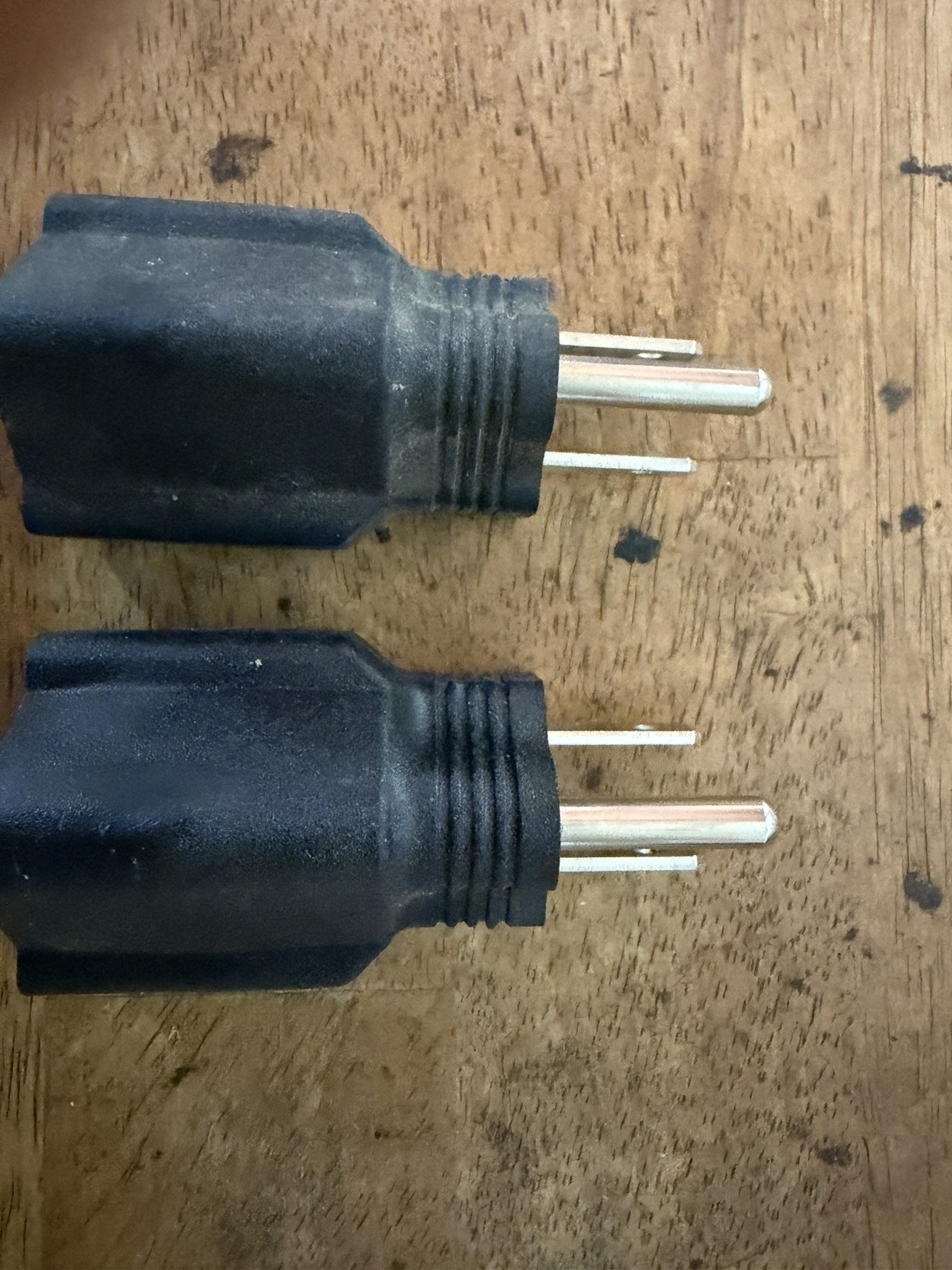 LOT OF 2 120V/240V Adaptor 300V/15A Max