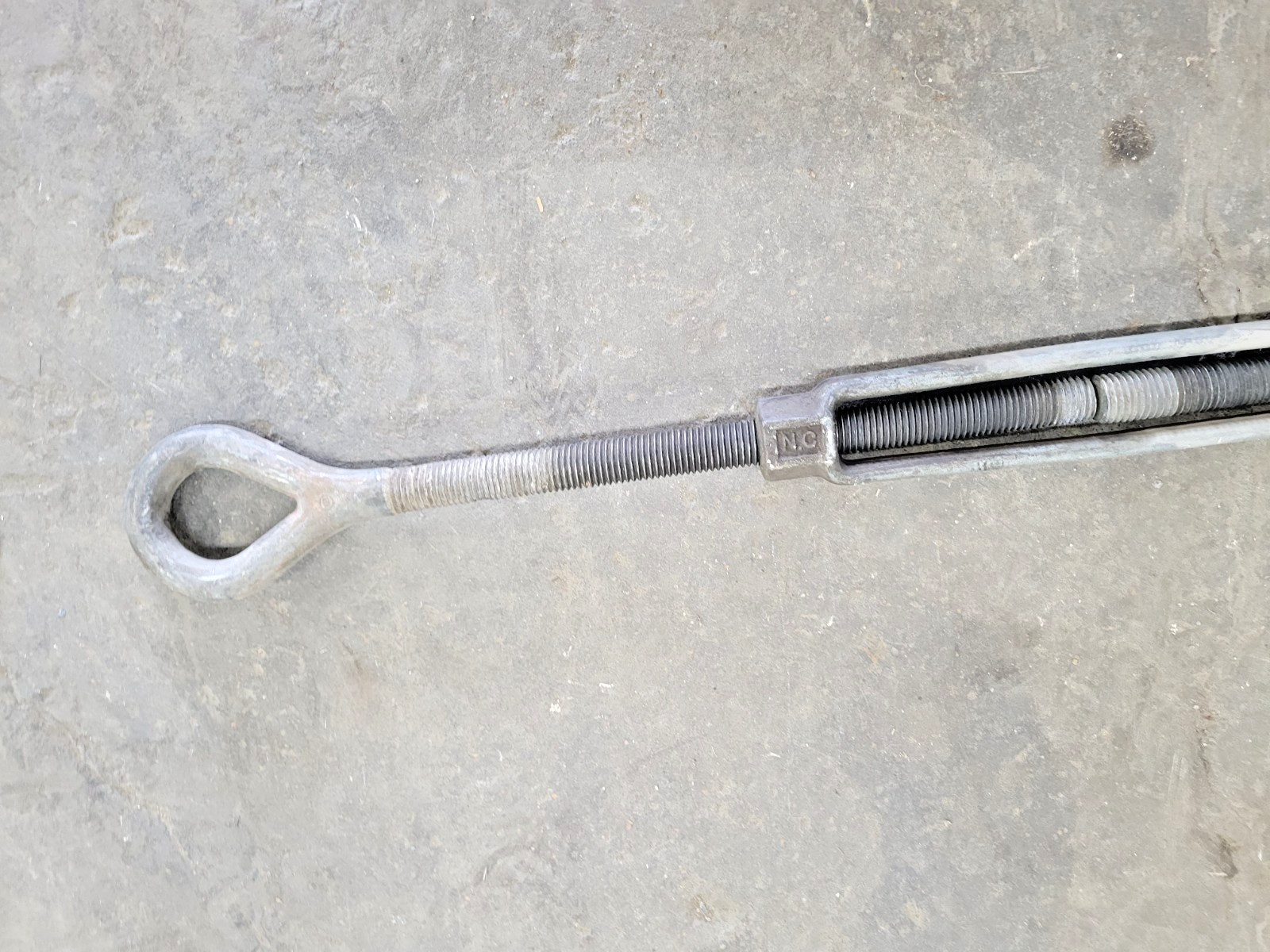 TURNBUCKLE EYE TO EYE THREAD LENGTH 14″ THREAD SIZE 1″-8 39″ X 50″ STEEL 1″ DIA