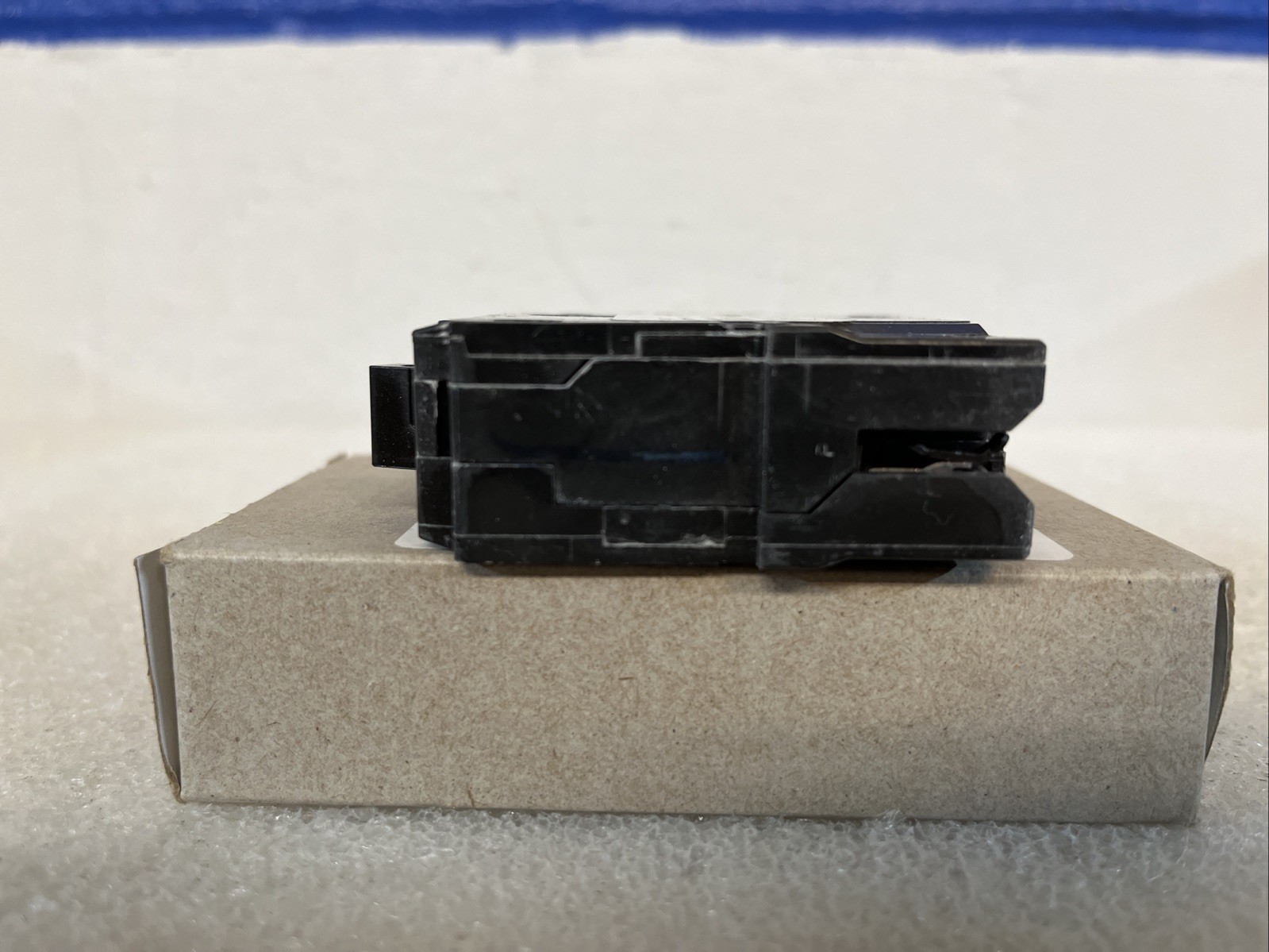 GE THQL1120AF2S Combination Arc Fault Circuit Breaker 1P 20A 120V New