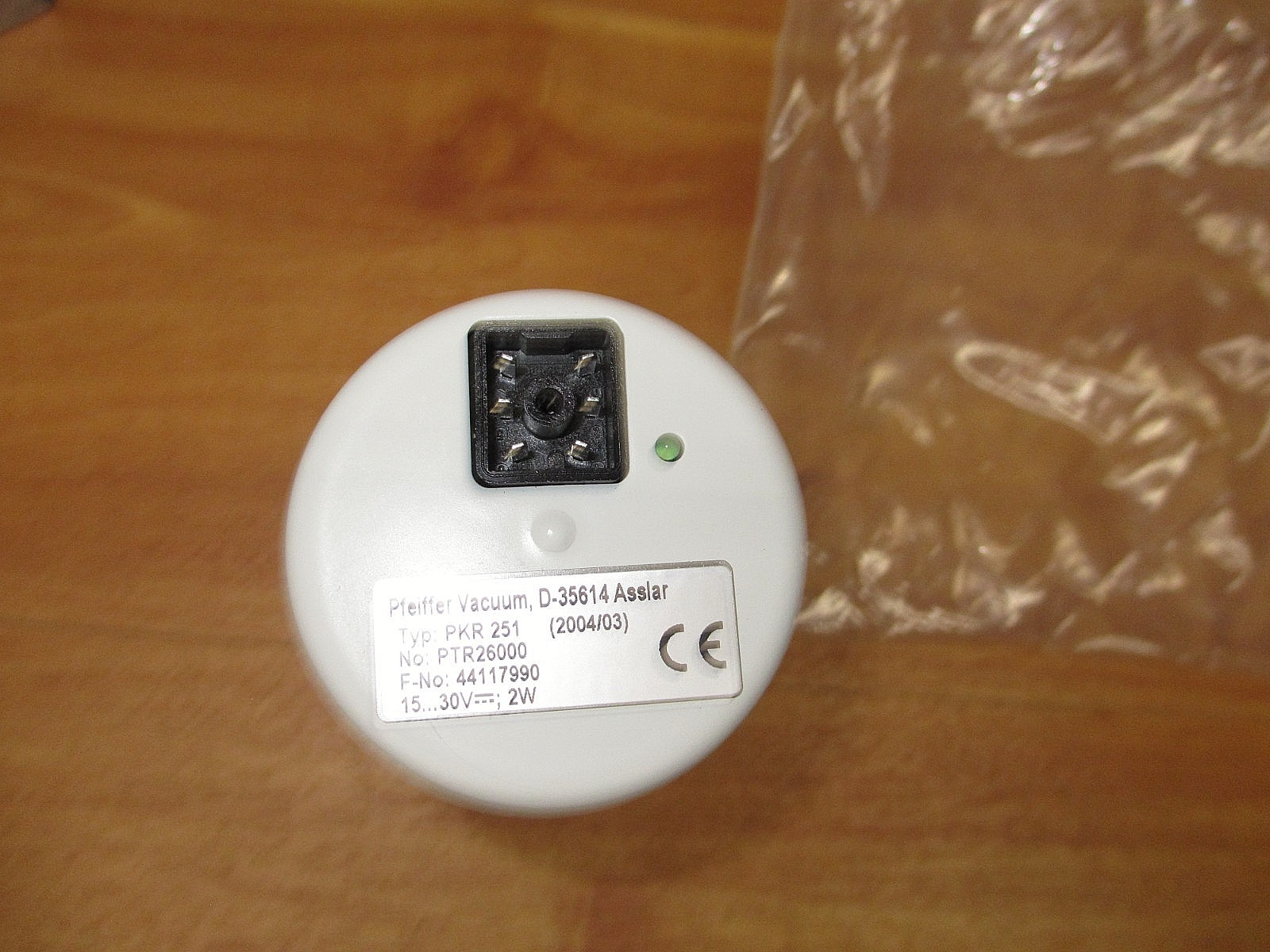 Pfeiffer Vacuum PKR 251 *NEW* Compact Full Range Gauge PTR26000