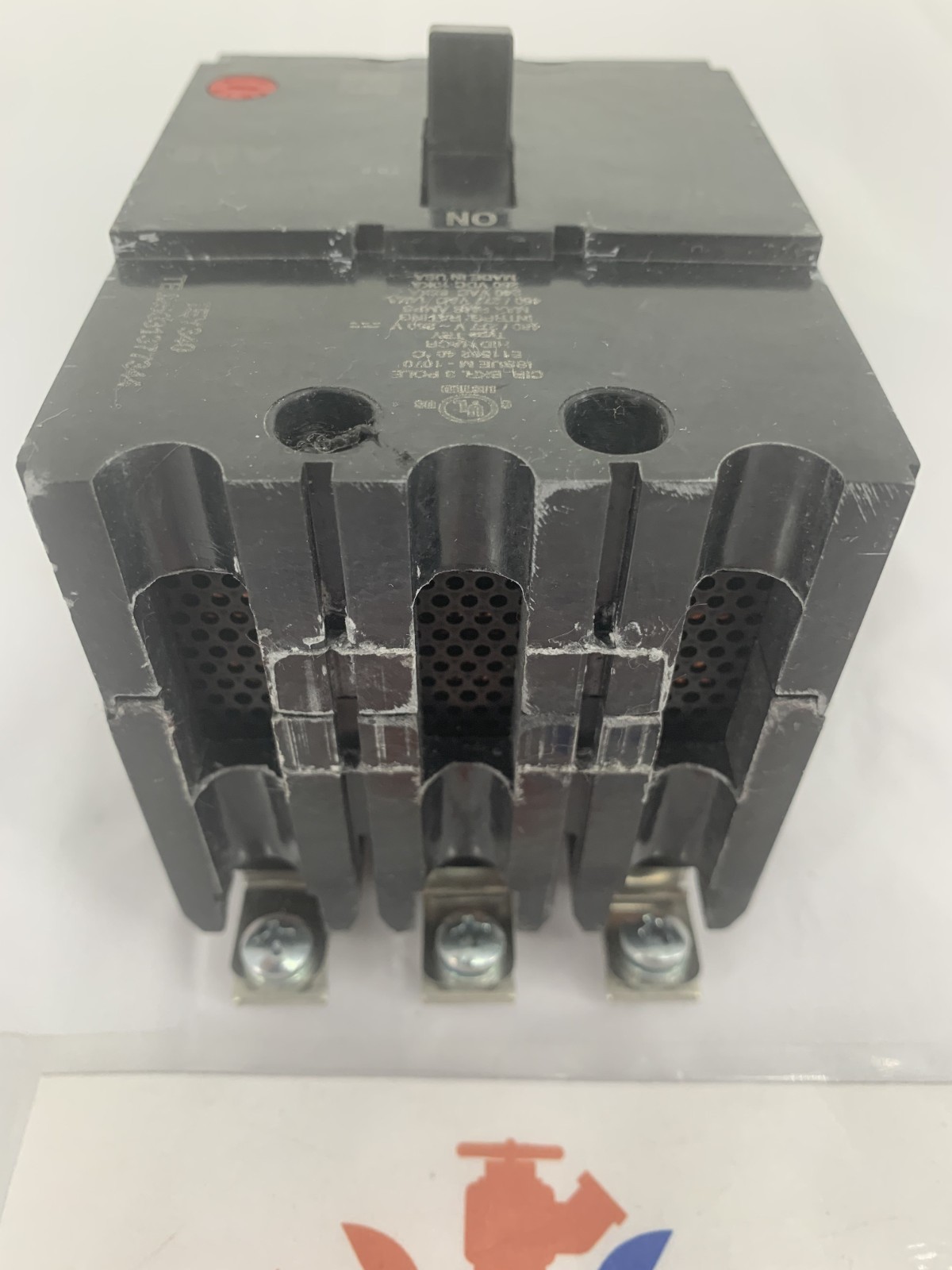General Electric TEY340 40A 3P 480Y/277VAC Bolt-On Molded Case Circuit Breaker