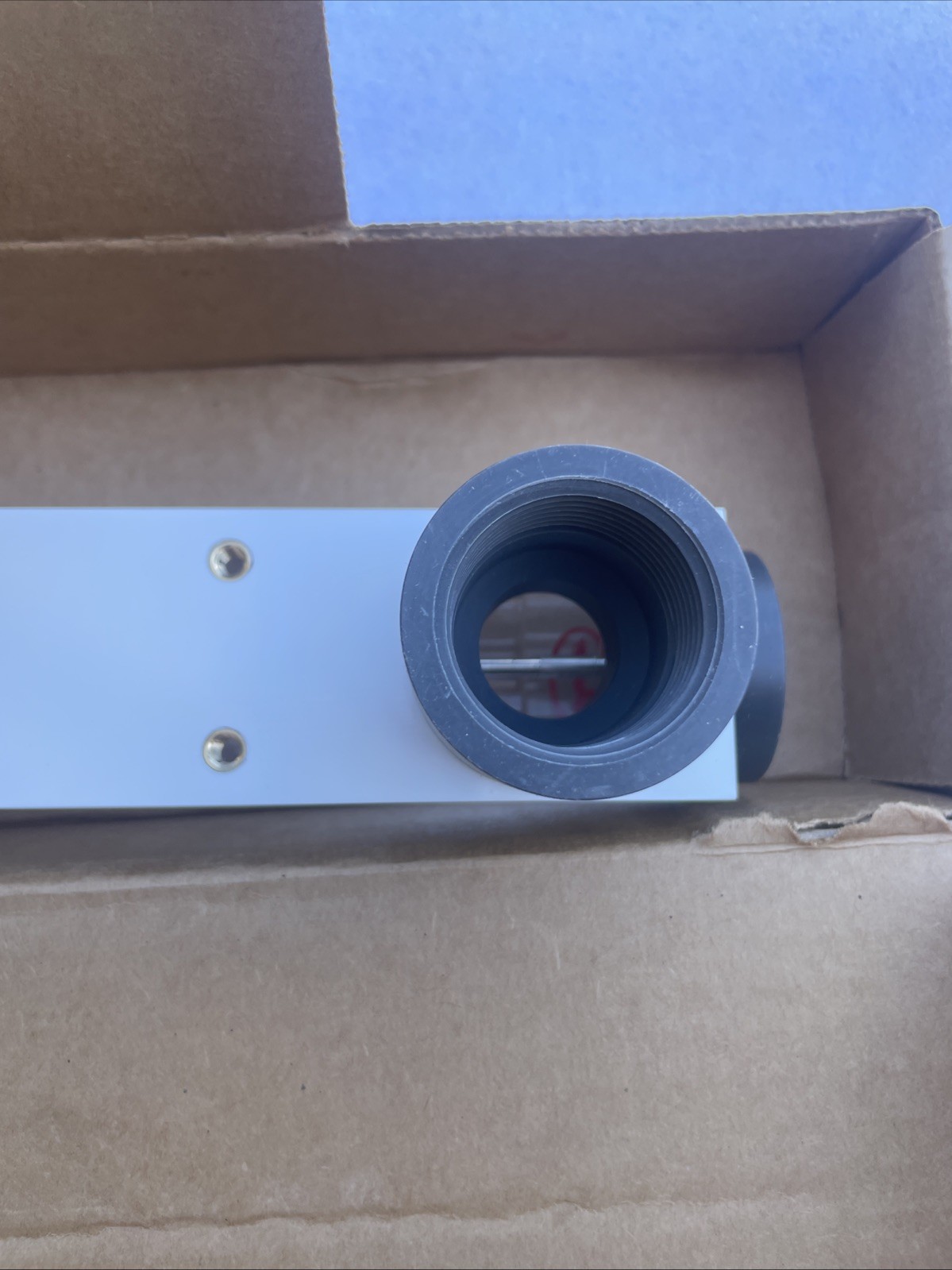 Dwyer Instruments VFC-142 Flowmeter, Range 1-10 Gpm Water. New In box!!