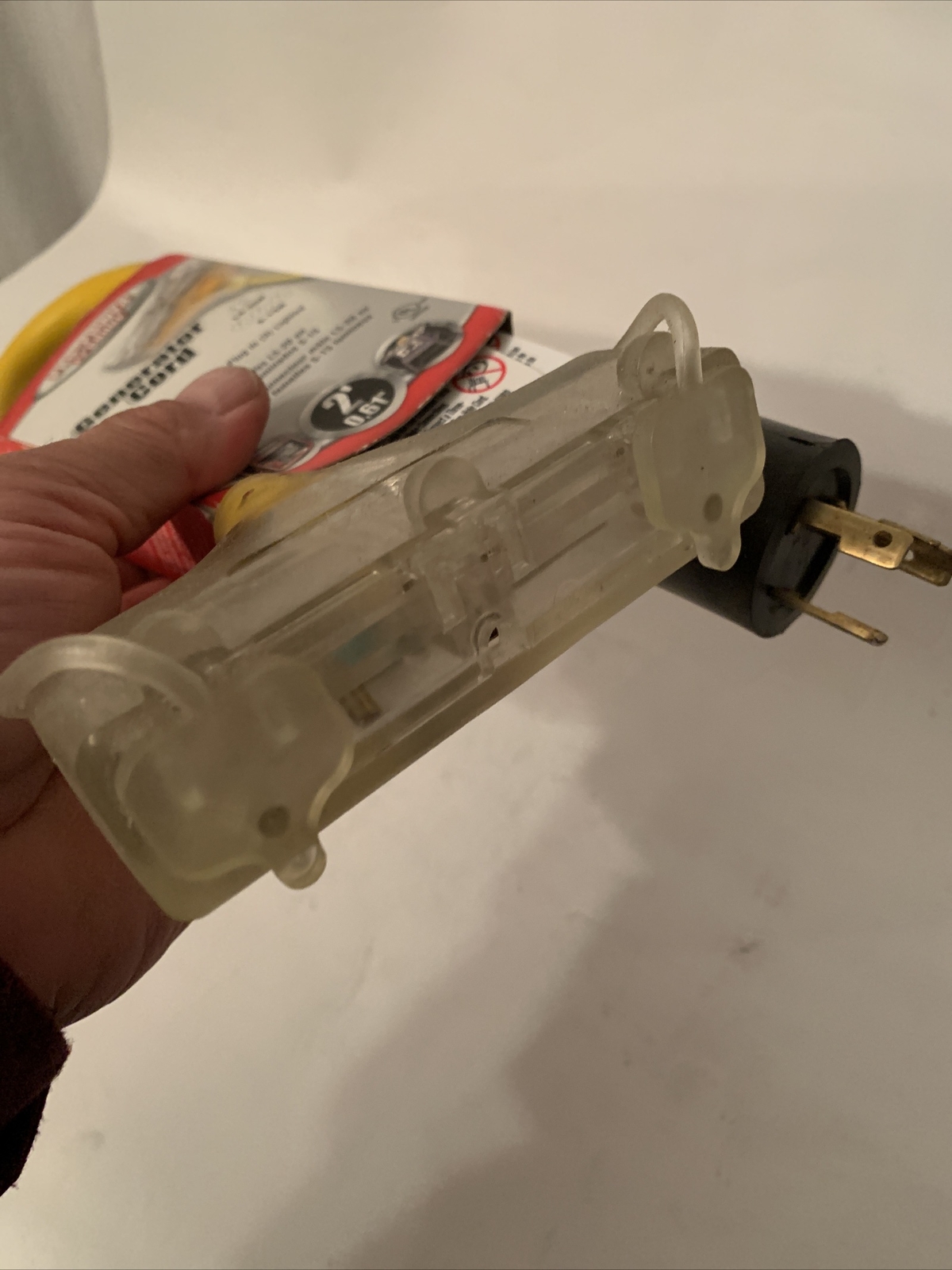 Pro-Power 12 Gauge Generator 2′ Cord – converts l5-20 plug to lighted 5-15