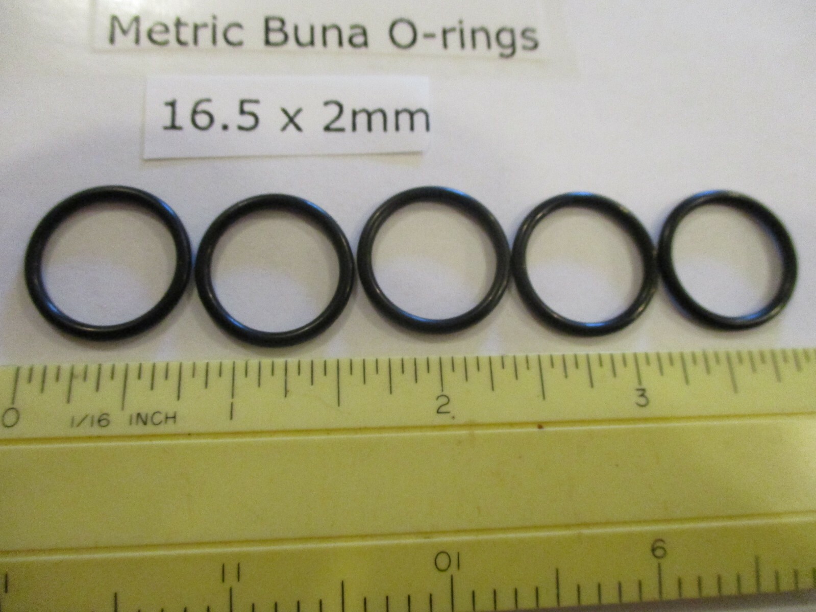 16.5mm ID x 20.5mm OD x 2mm thick O-ring. Buna-70. Quan 5.